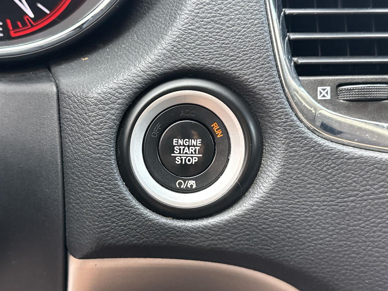 Thumbnail: 2017 Dodge Durango - 27