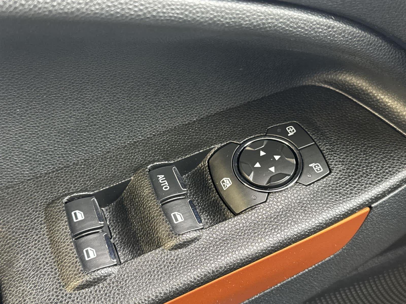 Thumbnail: 2022 Ford EcoSport - 23