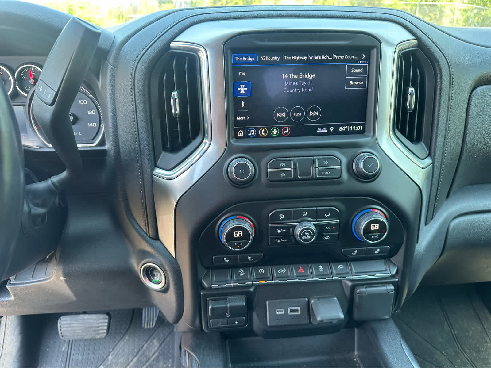 Thumbnail: 2019 Chevrolet Silverado 1500 - 12