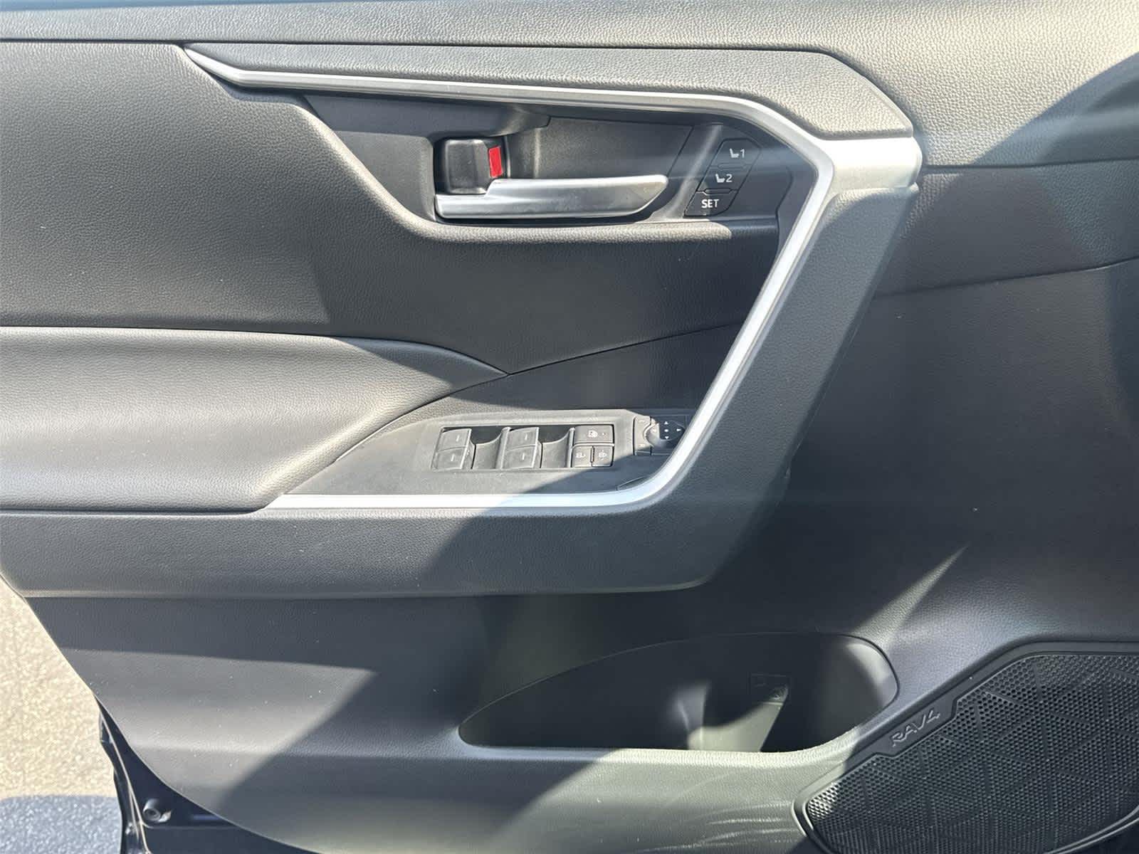 Thumbnail: 2024 Toyota RAV4 - 20