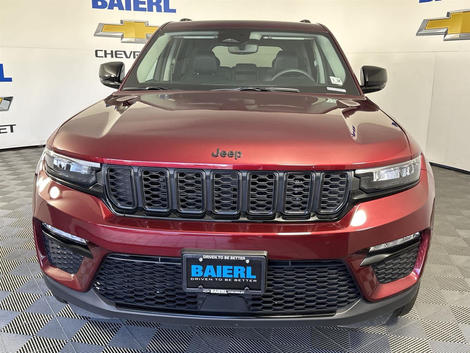 Thumbnail: 2023 Jeep Grand Cherokee - 8