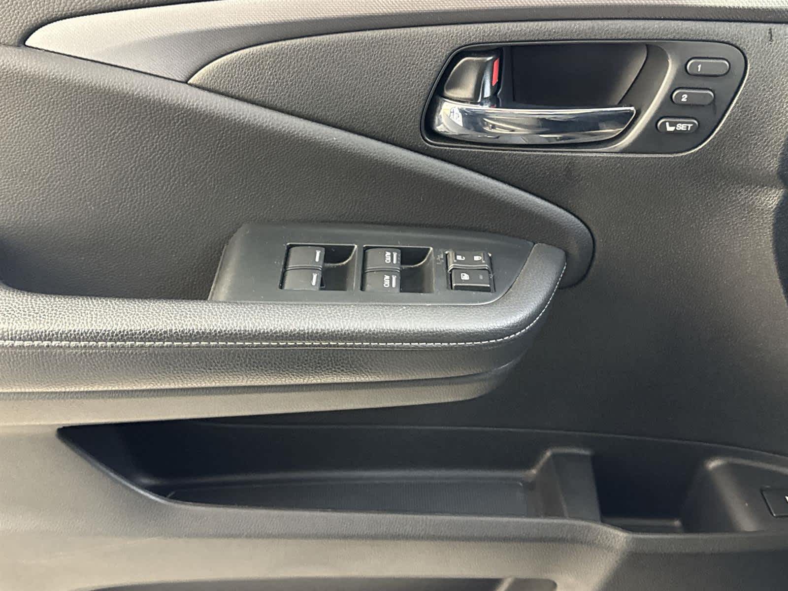 Thumbnail: 2023 Honda Ridgeline - 21