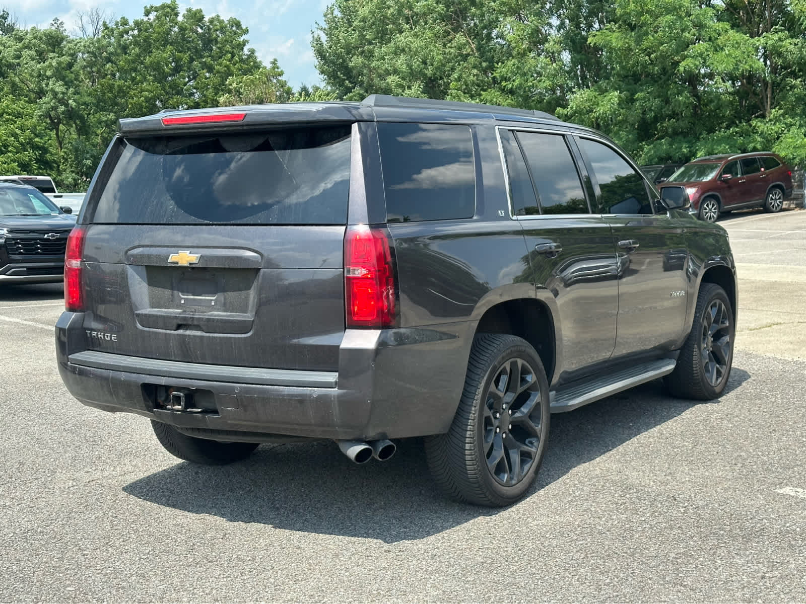 Thumbnail: 2017 Chevrolet Tahoe - 5