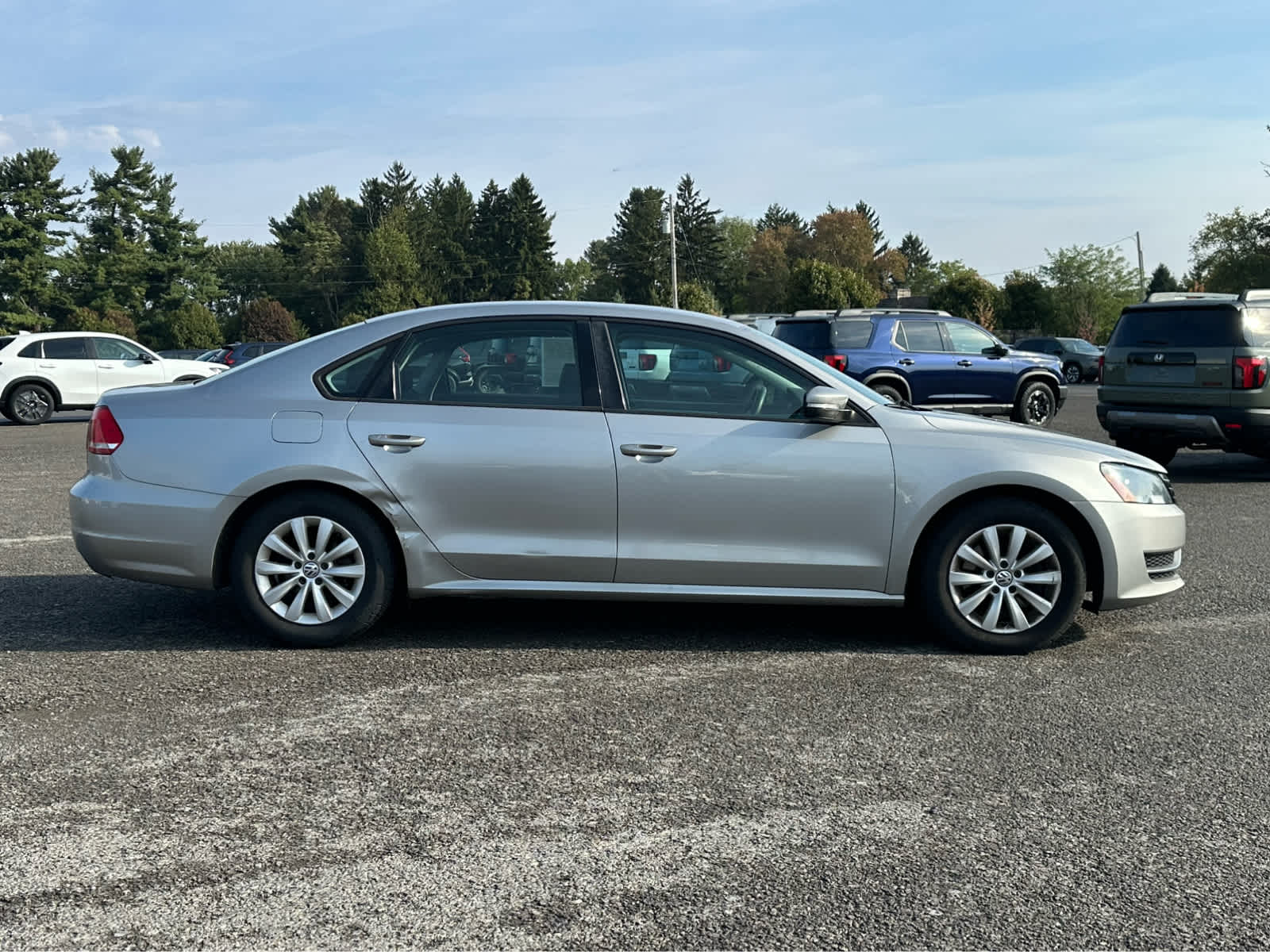 Thumbnail: 2013 Volkswagen Passat - 8