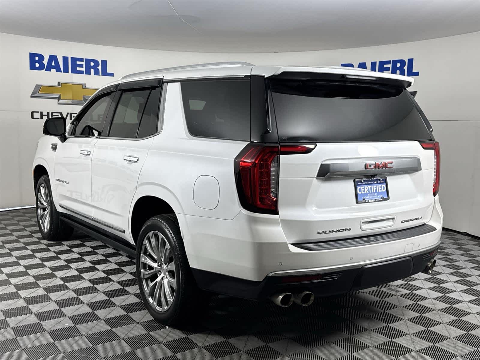 2022 Gmc Yukon Denali photo 3