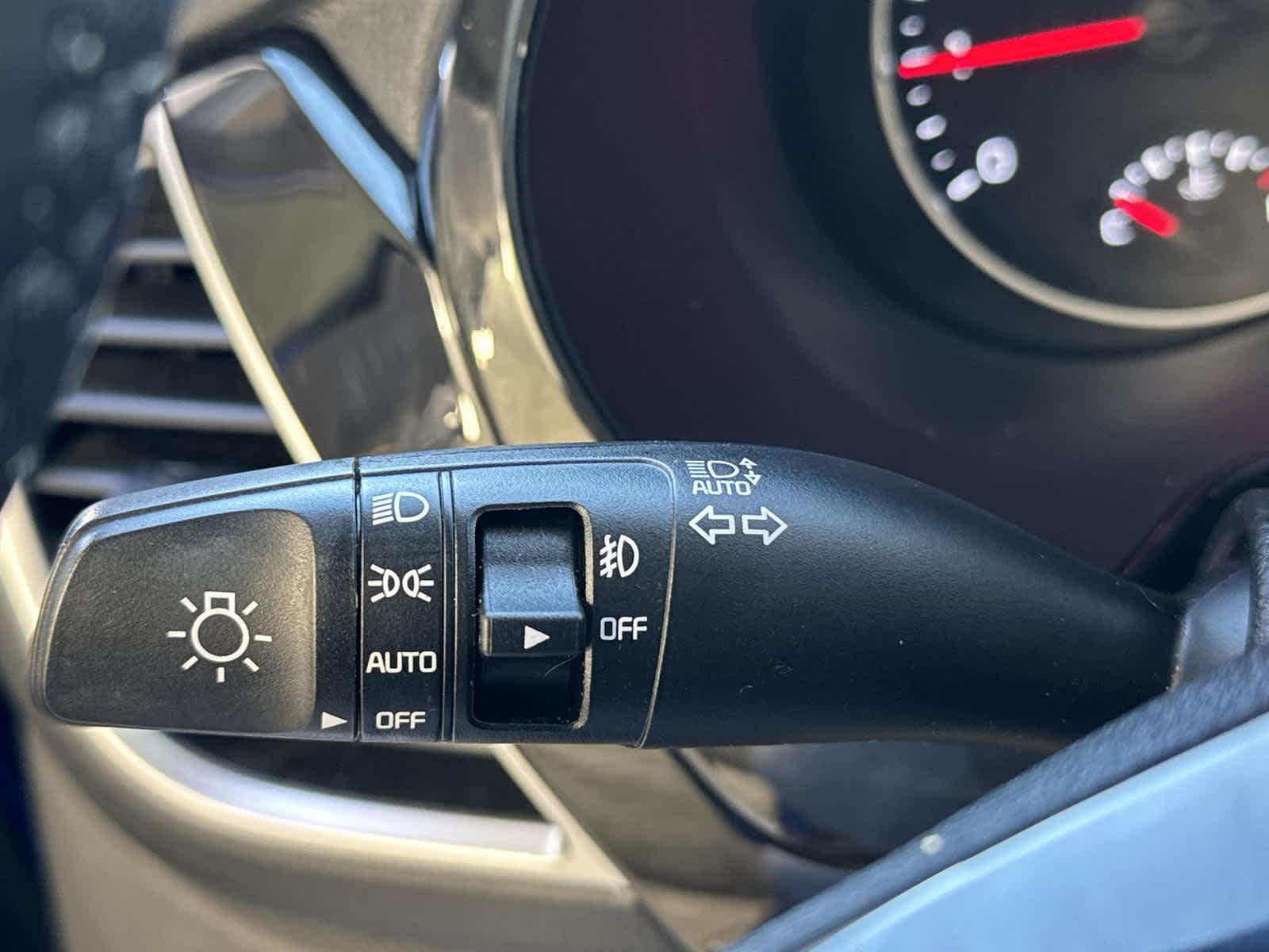 Thumbnail: 2022 Kia Seltos - 28