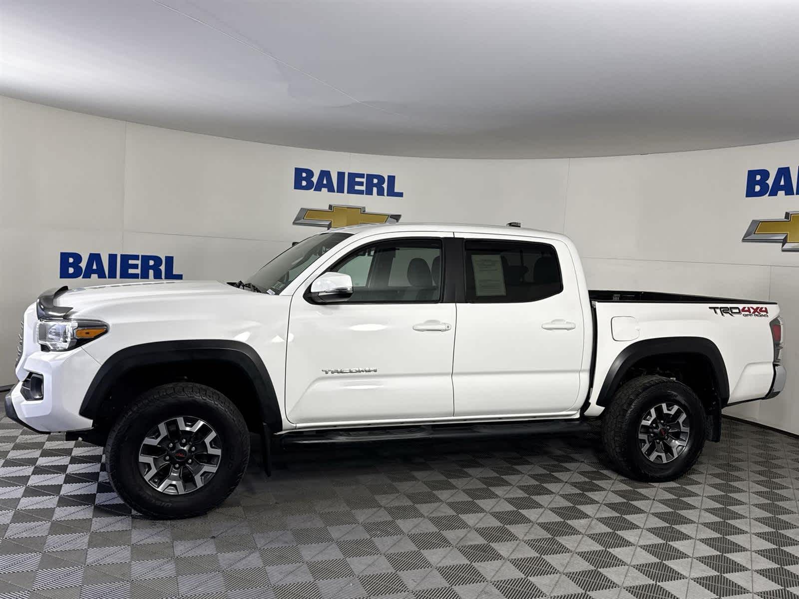 Thumbnail: 2020 Toyota Tacoma - 2