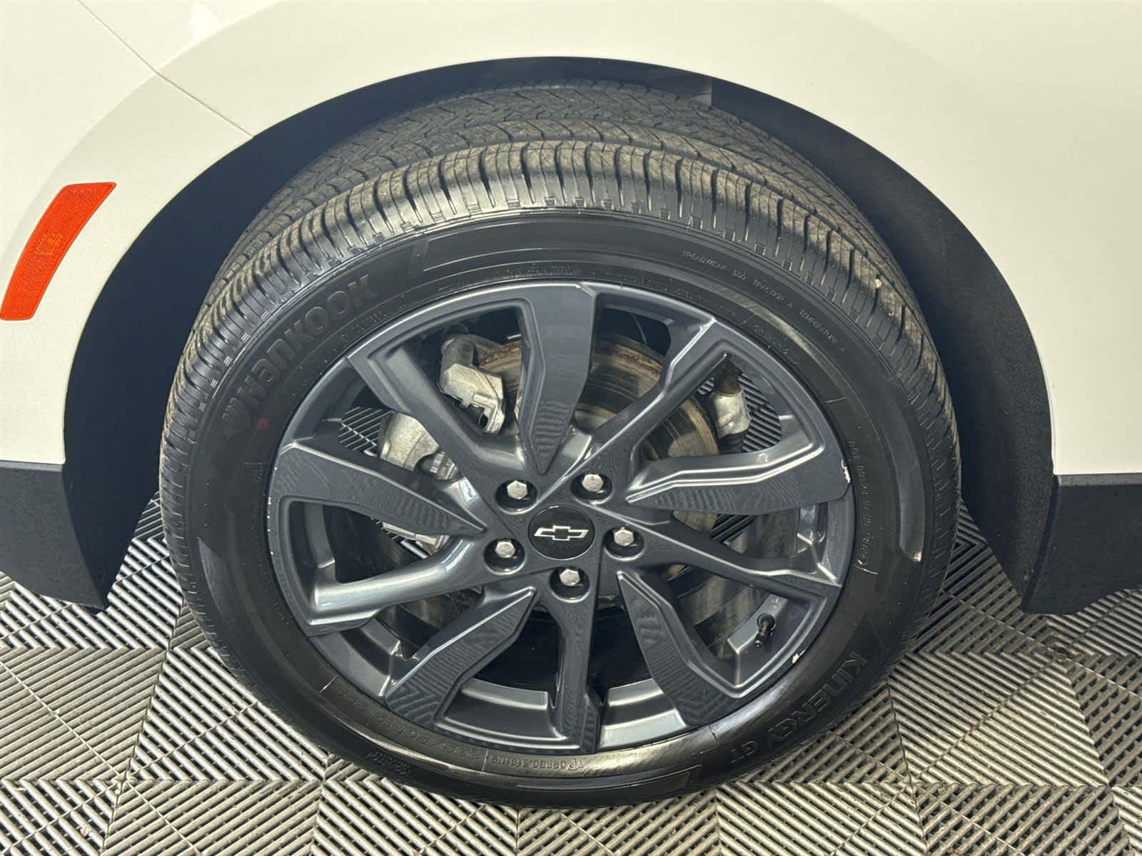 Thumbnail: 2022 Chevrolet Equinox - 11