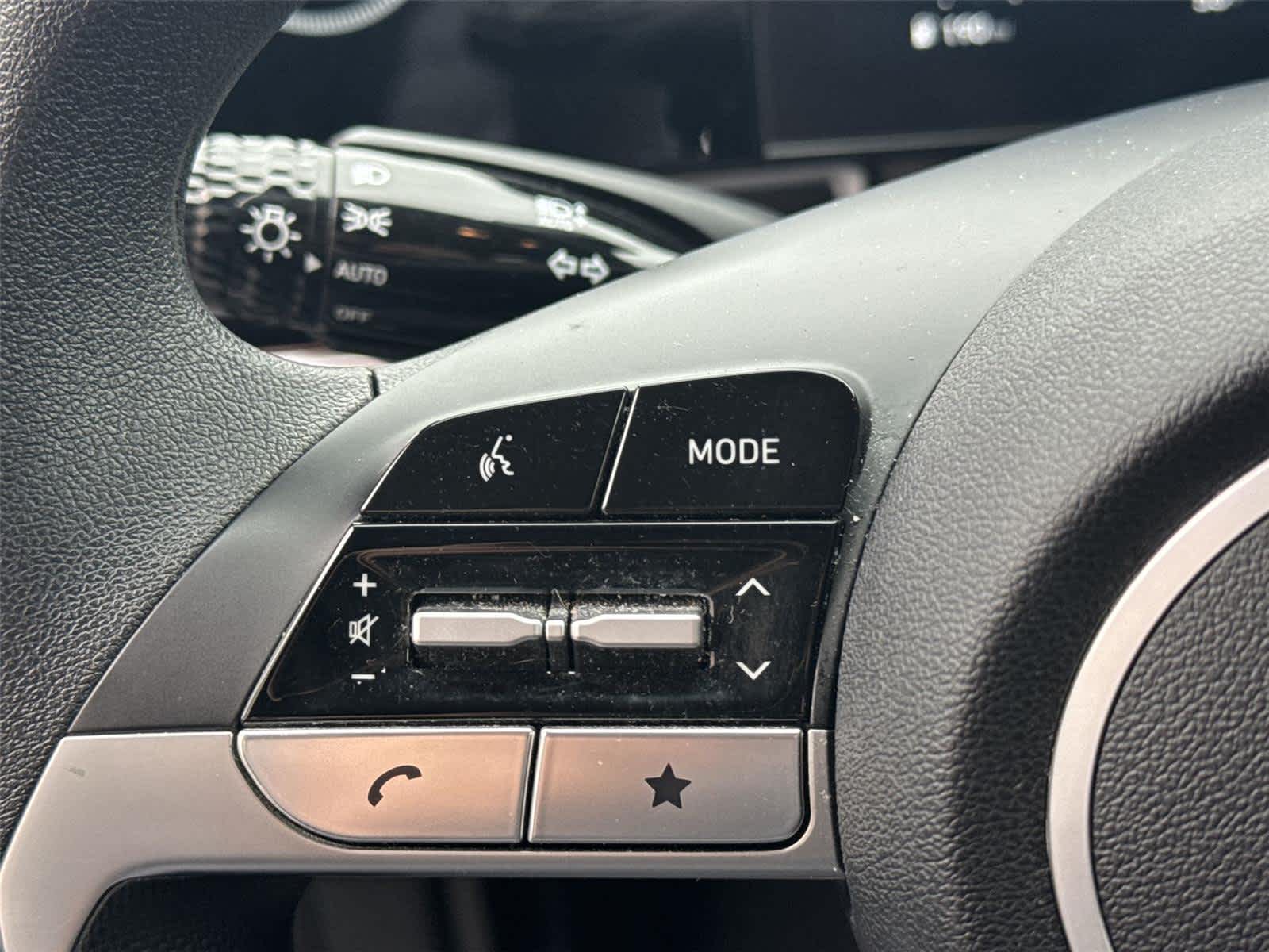 Thumbnail: 2024 Hyundai Elantra - 24