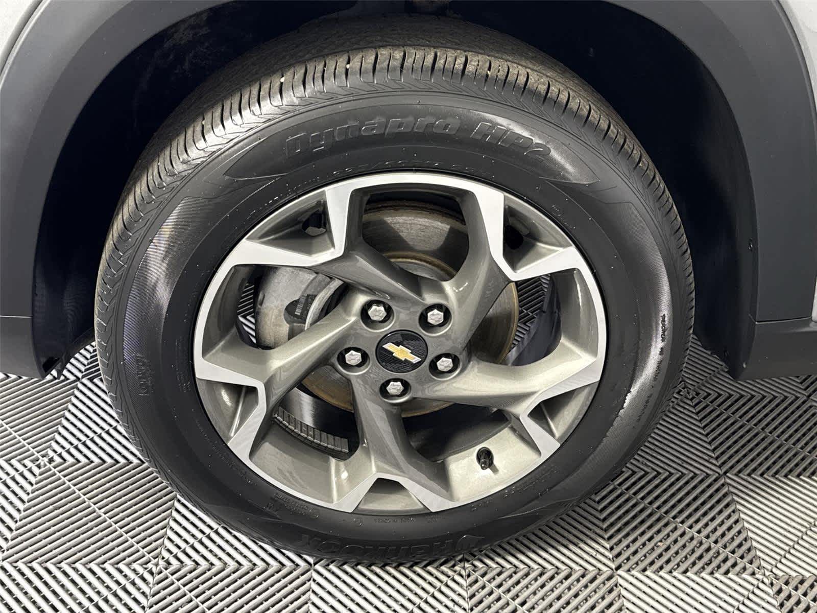 Thumbnail: 2024 Chevrolet Trax - 10