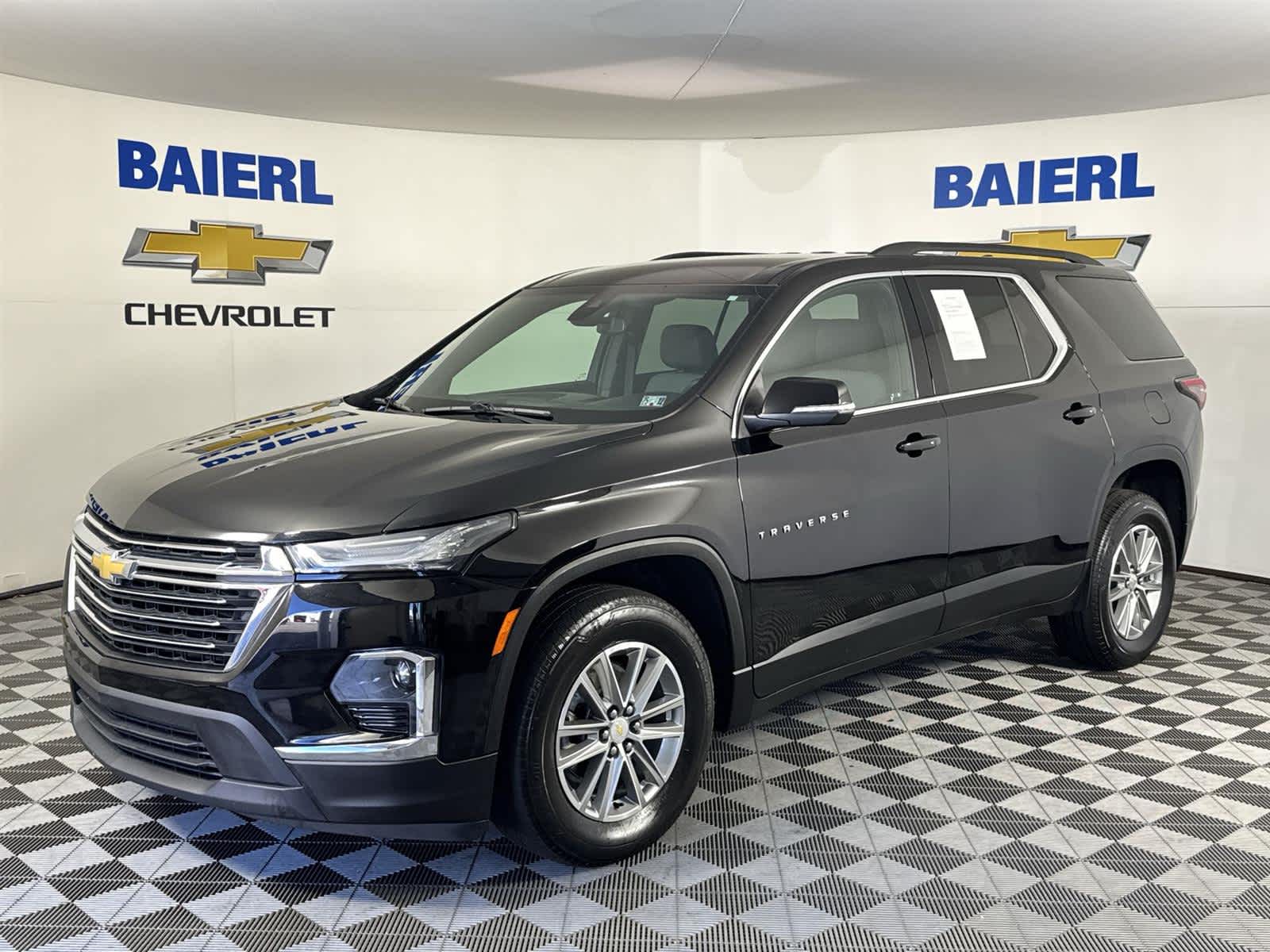 Thumbnail: 2023 Chevrolet Traverse - 1