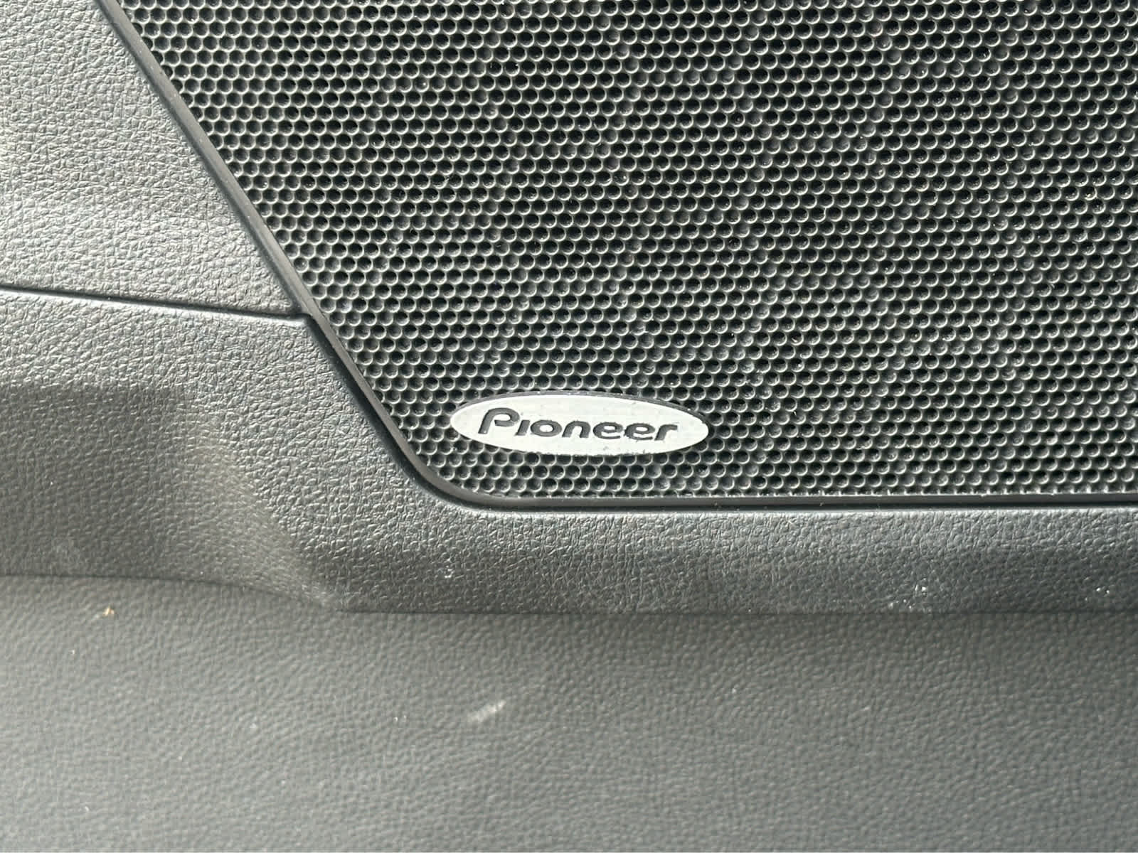 Thumbnail: 2017 GMC Terrain - 18