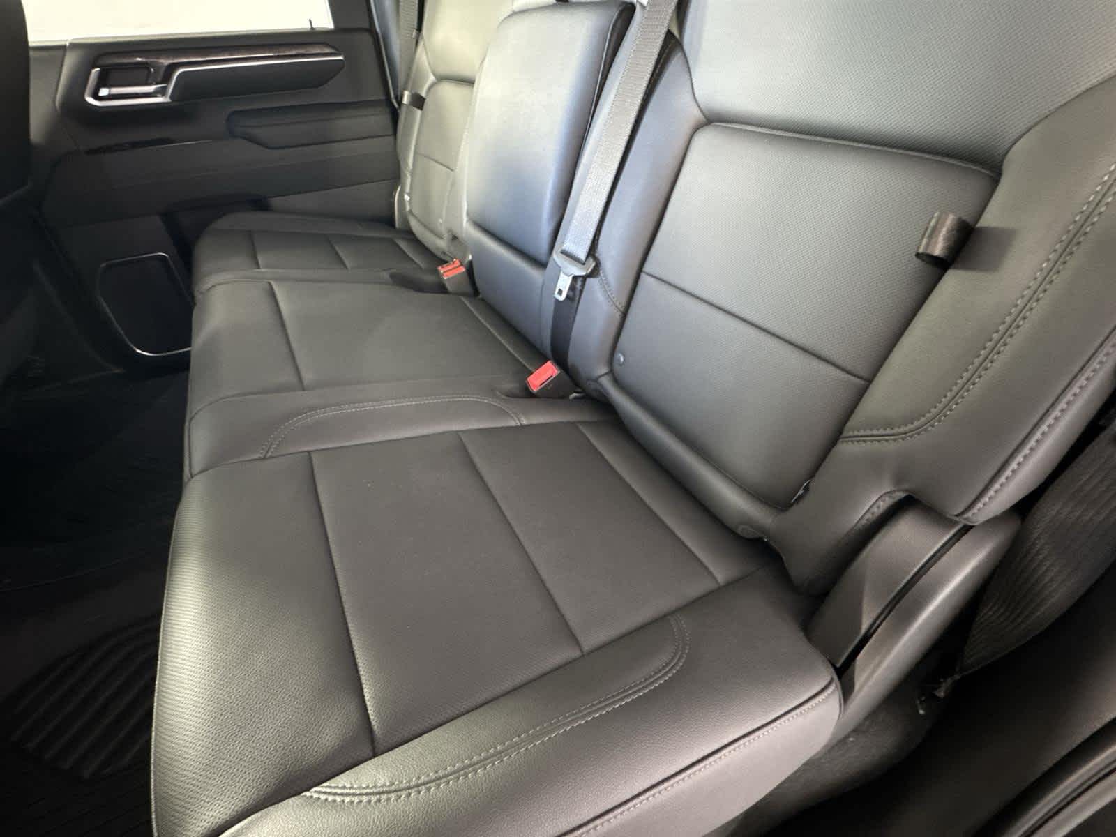 Thumbnail: 2026 Chevrolet Silverado 2500 - 15