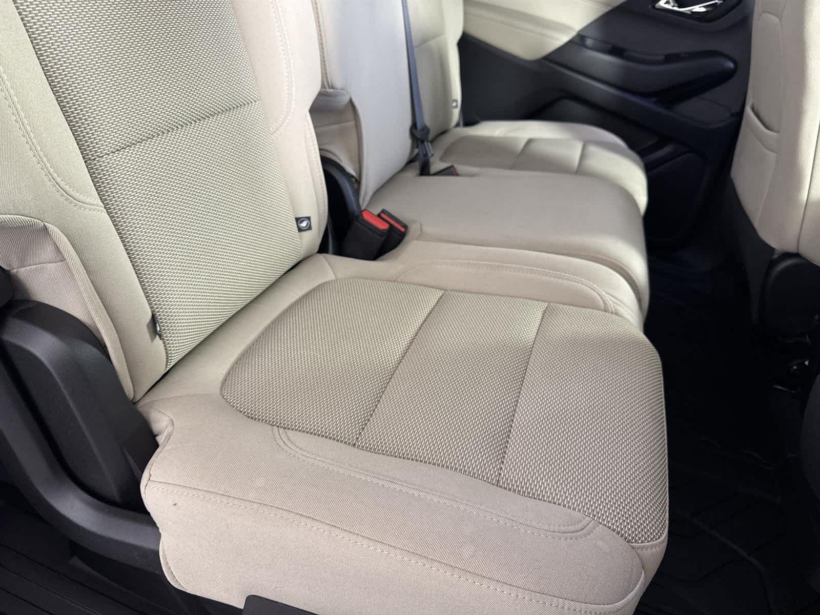 Thumbnail: 2024 Chevrolet Traverse - 15