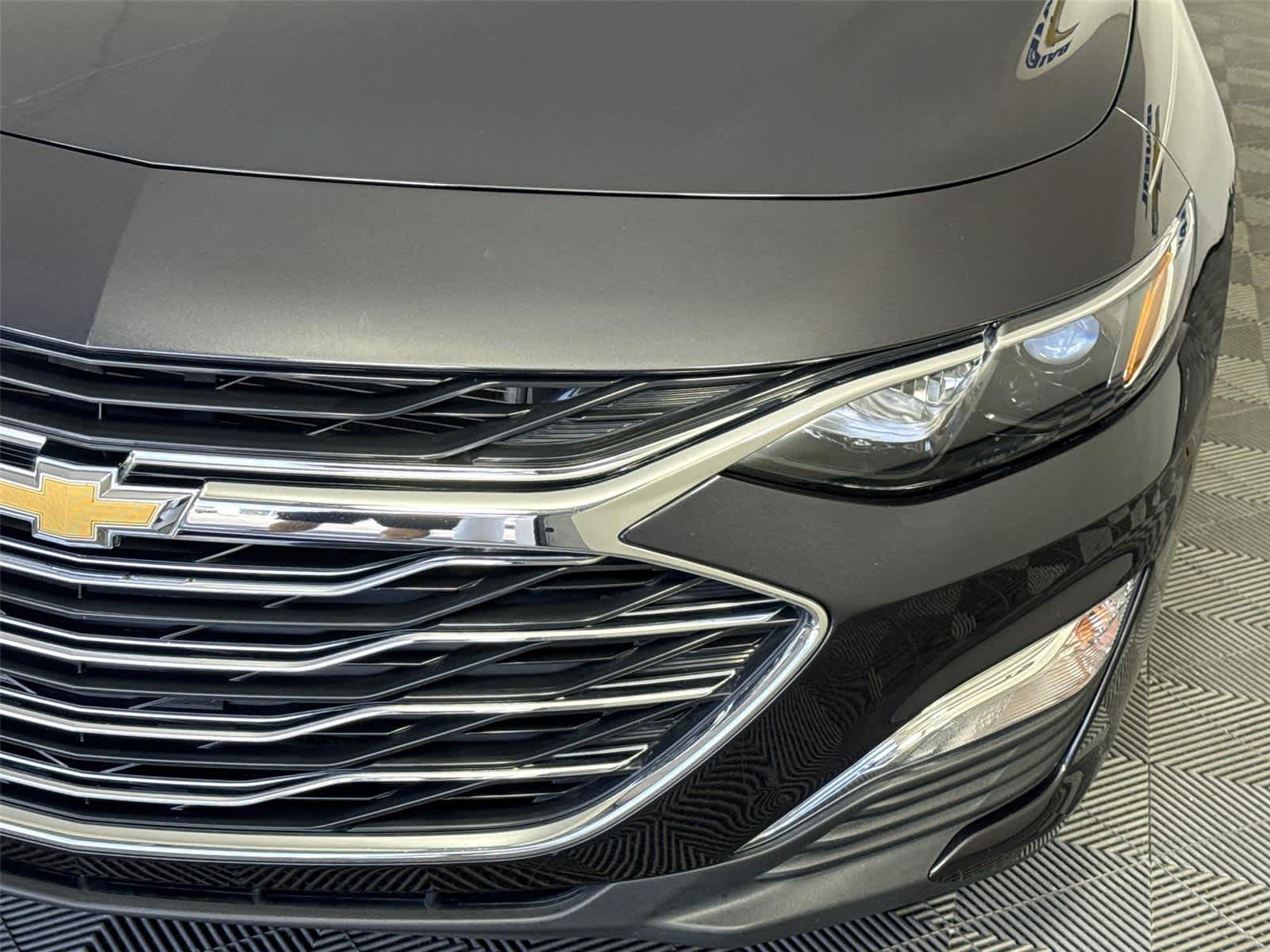 Thumbnail: 2022 Chevrolet Malibu - 8