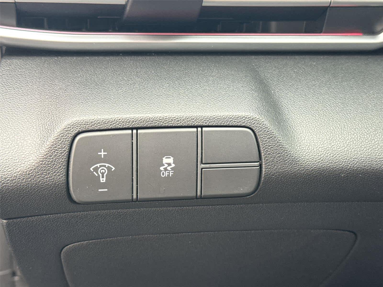 Thumbnail: 2024 Hyundai Elantra - 23