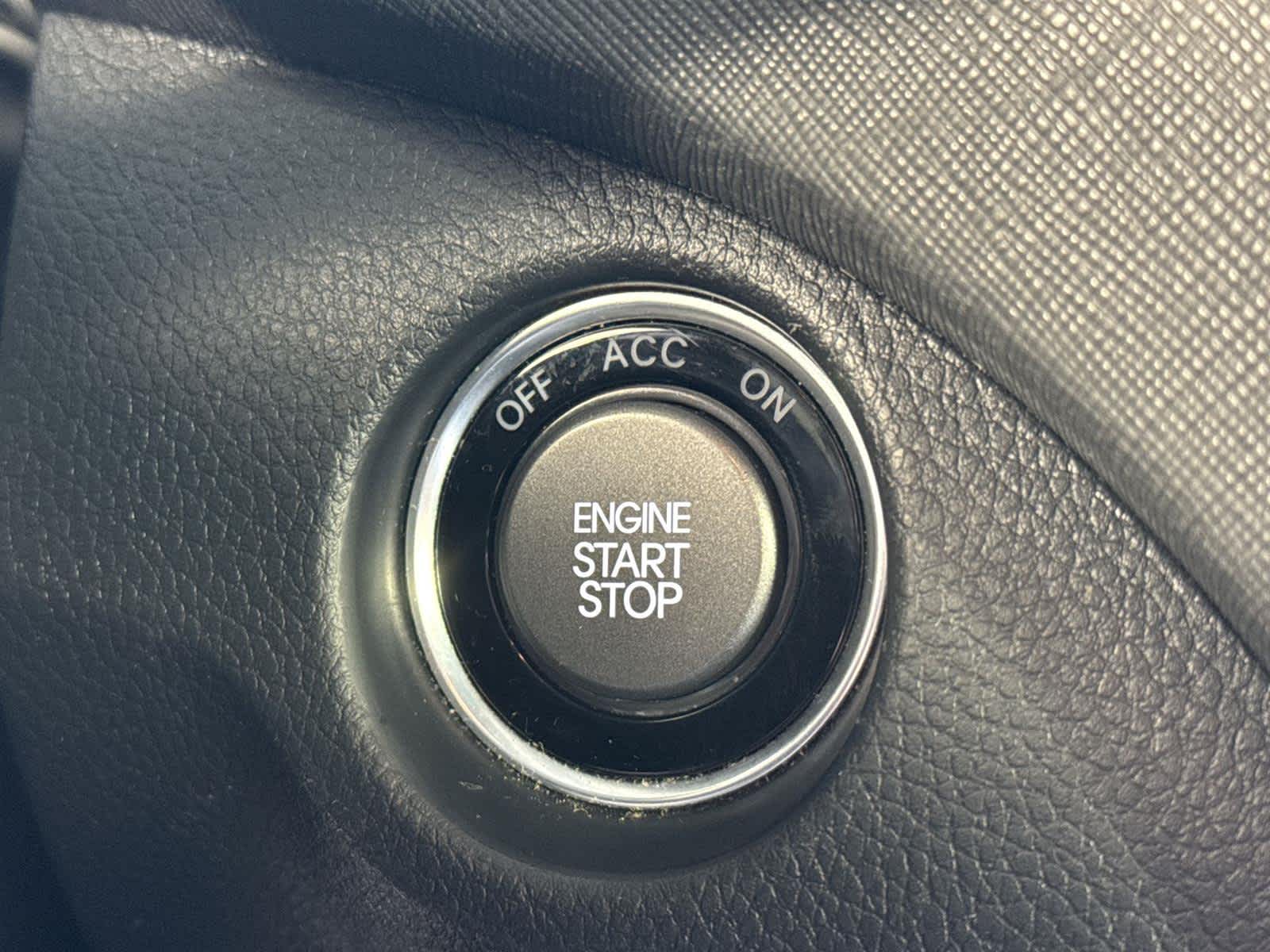 Thumbnail: 2016 Hyundai Santa Fe - 28