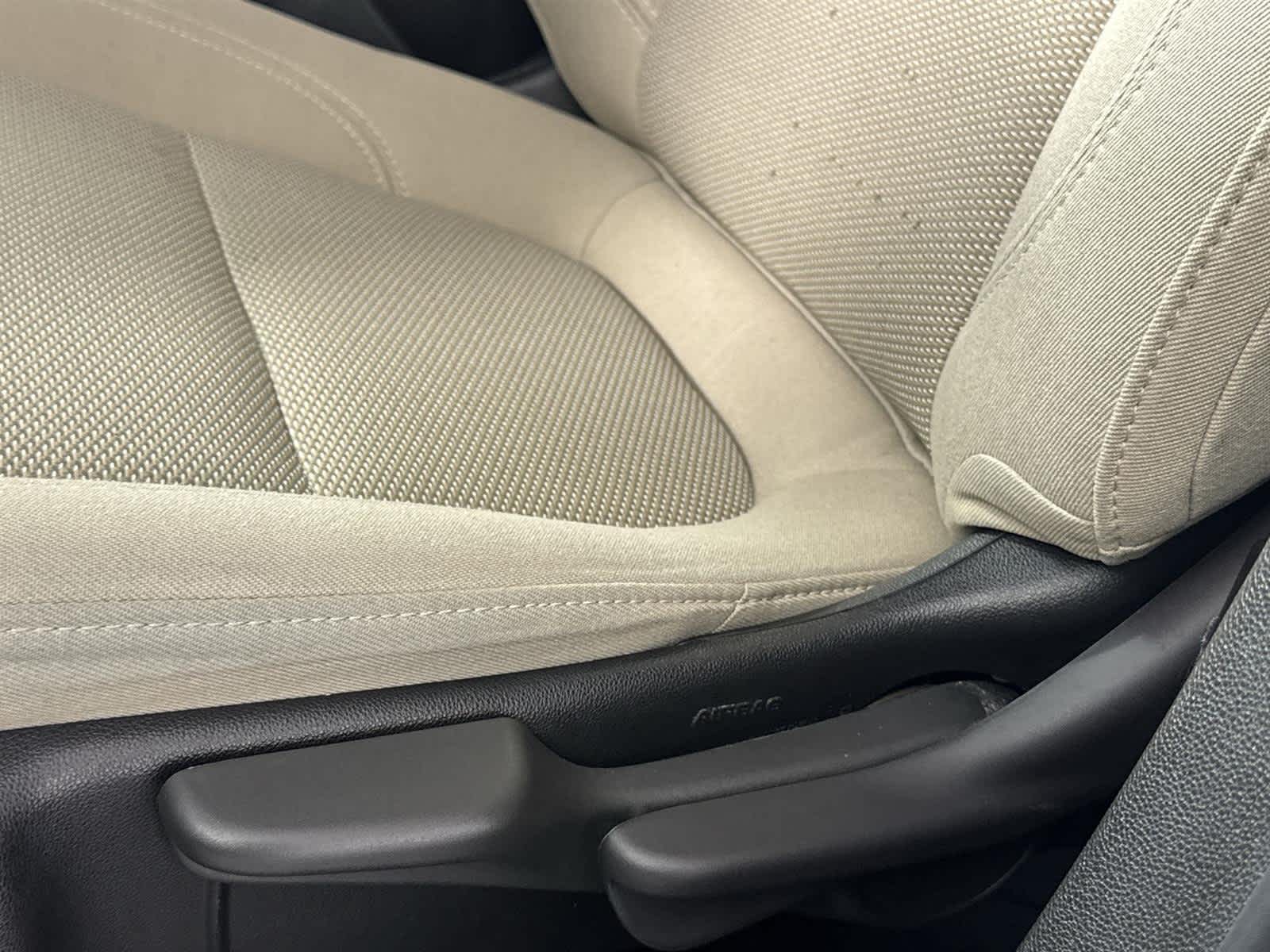 Thumbnail: 2024 Chevrolet Traverse - 13