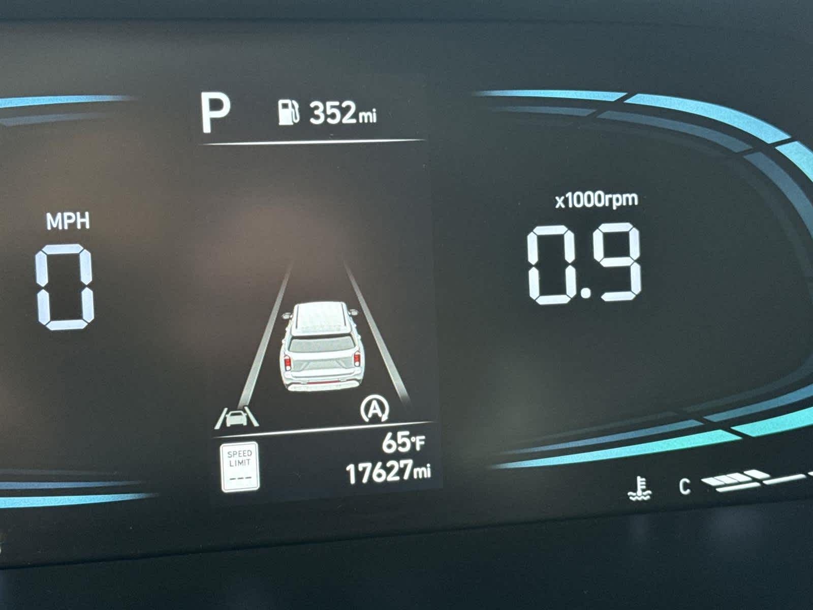 Thumbnail: 2023 Hyundai Palisade - 32