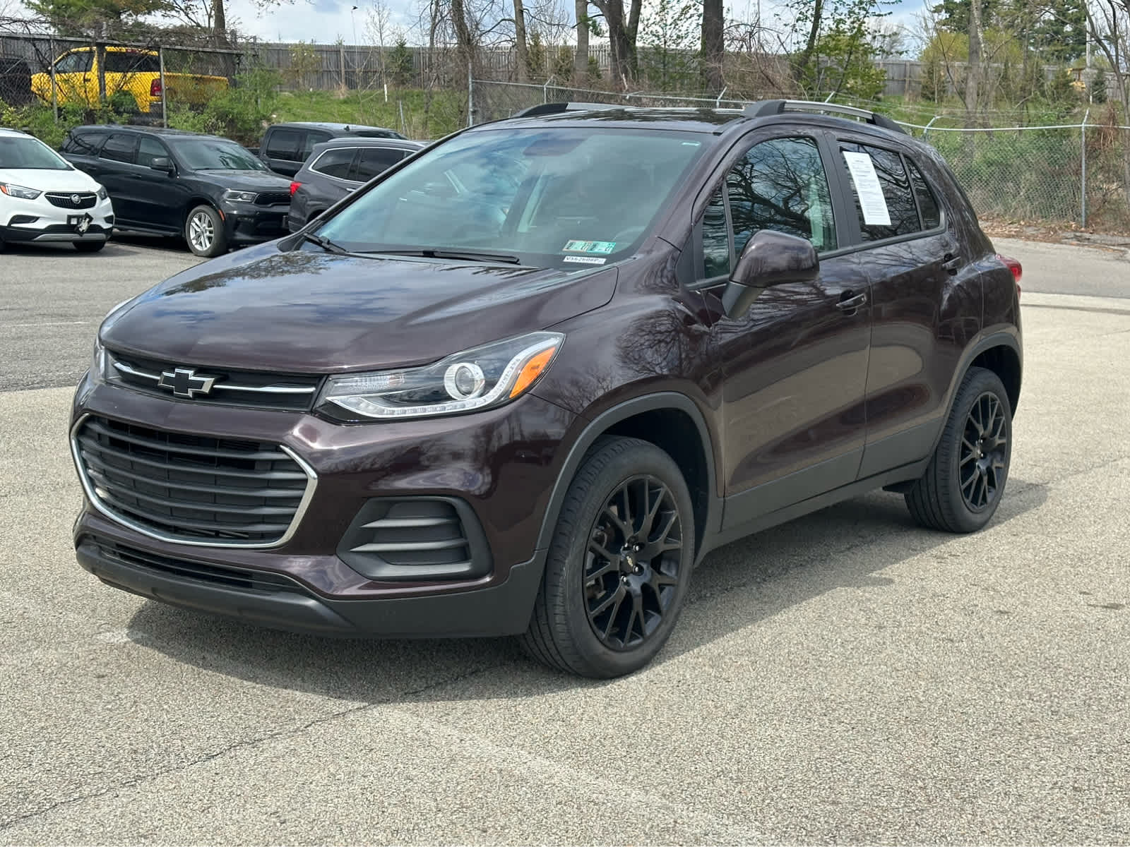 Thumbnail: 2022 Chevrolet Trax - 1