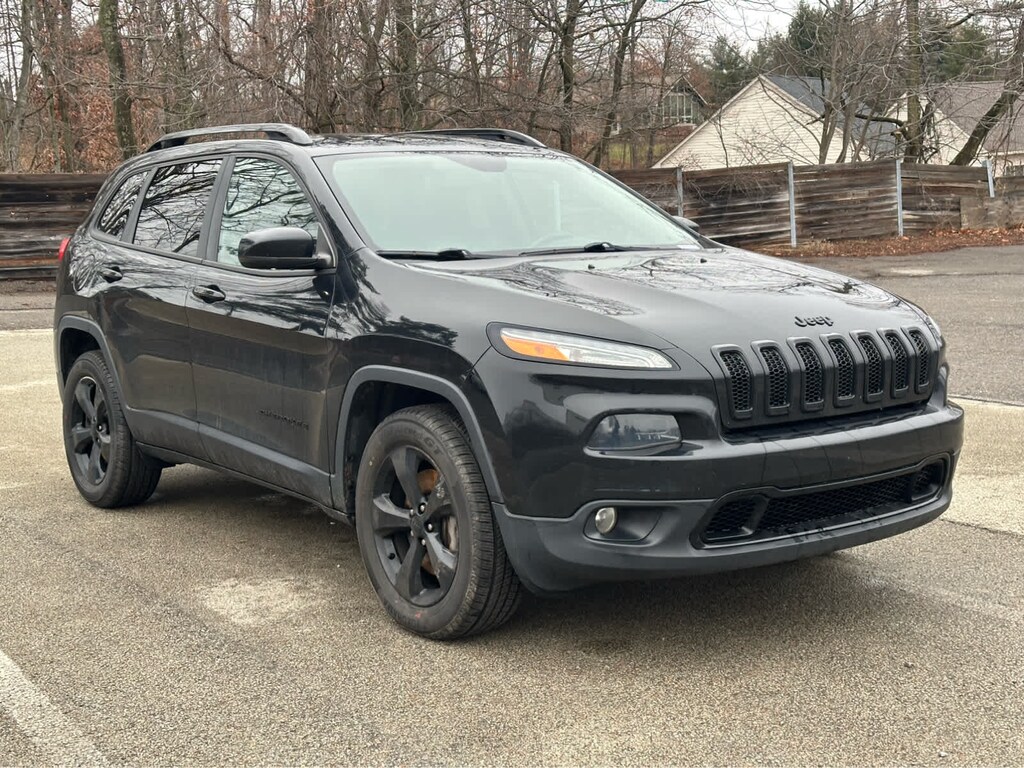 Used 2018 Jeep Cherokee Limited 4x4 SUV