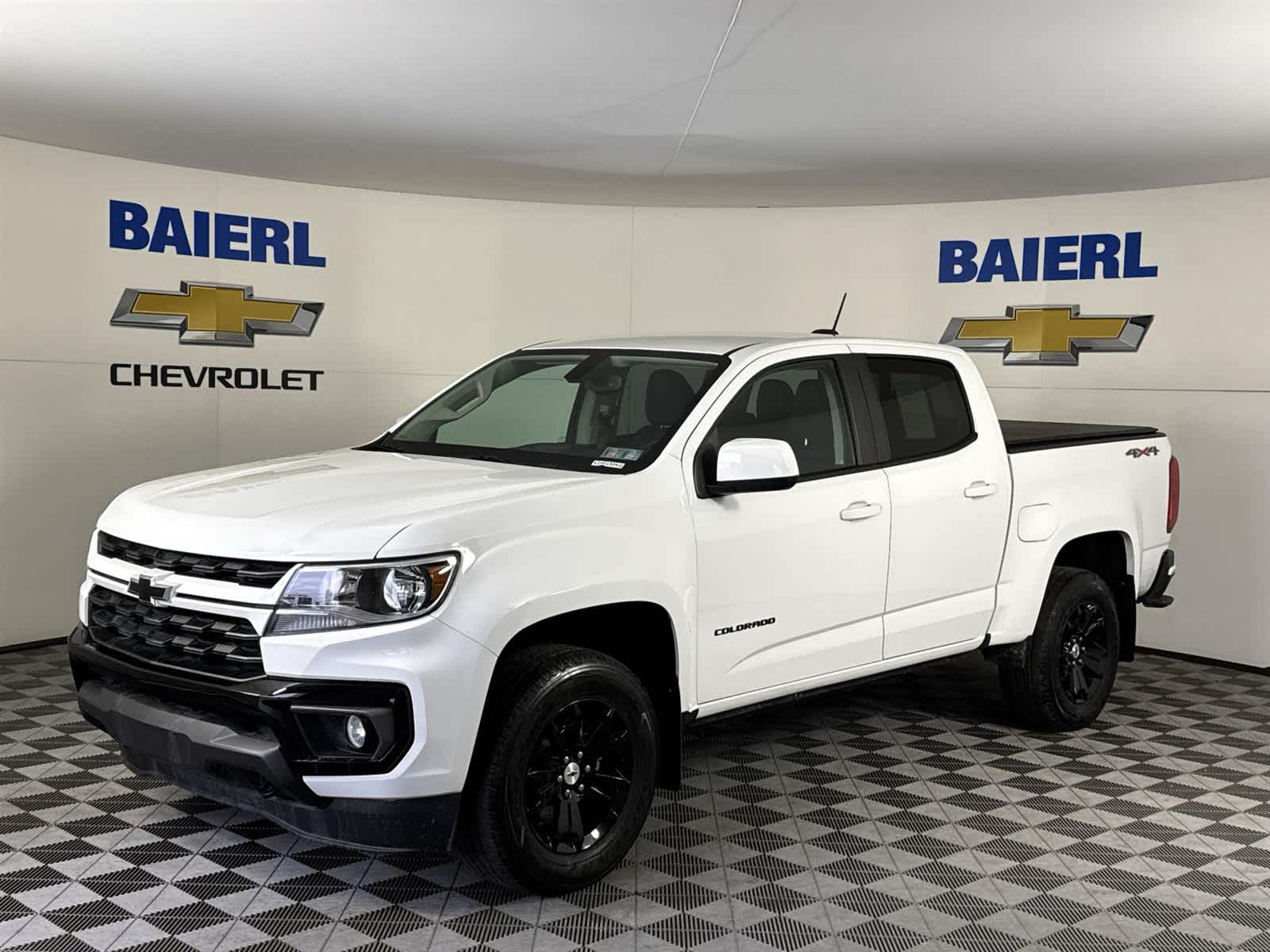 Thumbnail: 2022 Chevrolet Colorado - 1