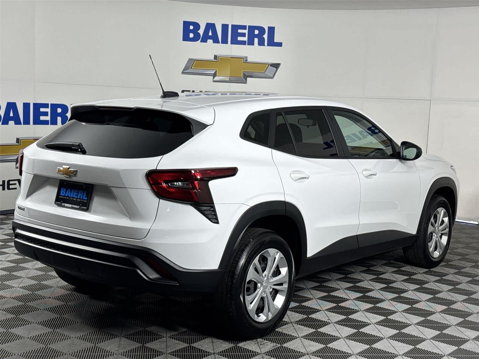 Thumbnail: 2024 Chevrolet Trax - 5