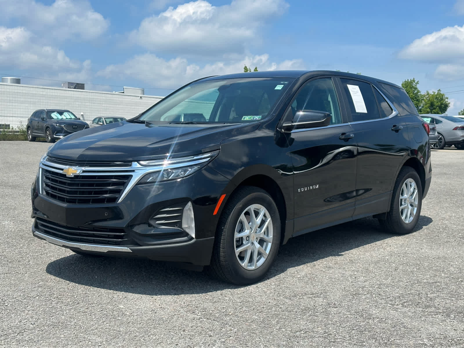 Thumbnail: 2022 Chevrolet Equinox - 1