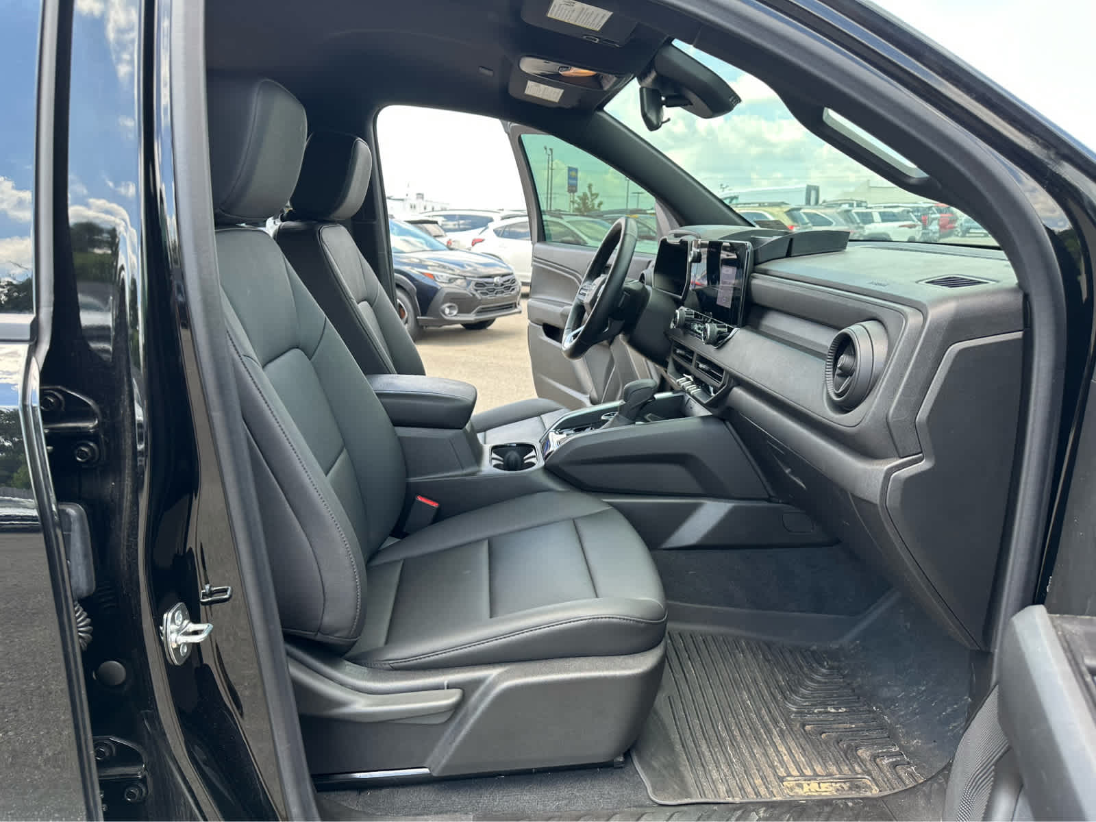 Thumbnail: 2025 Chevrolet Colorado - 20