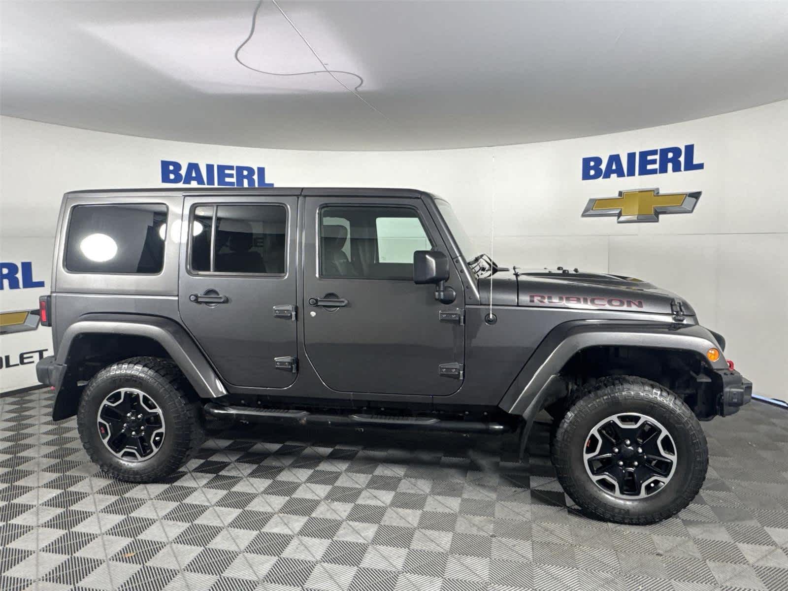 Thumbnail: 2016 Jeep Wrangler - 6