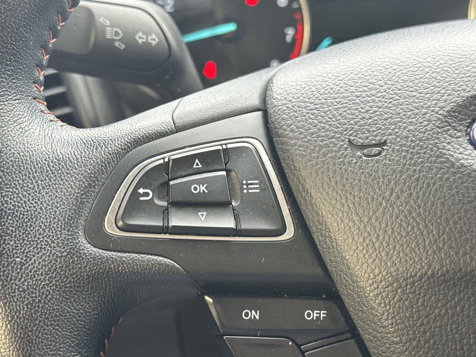 Thumbnail: 2022 Ford EcoSport - 25