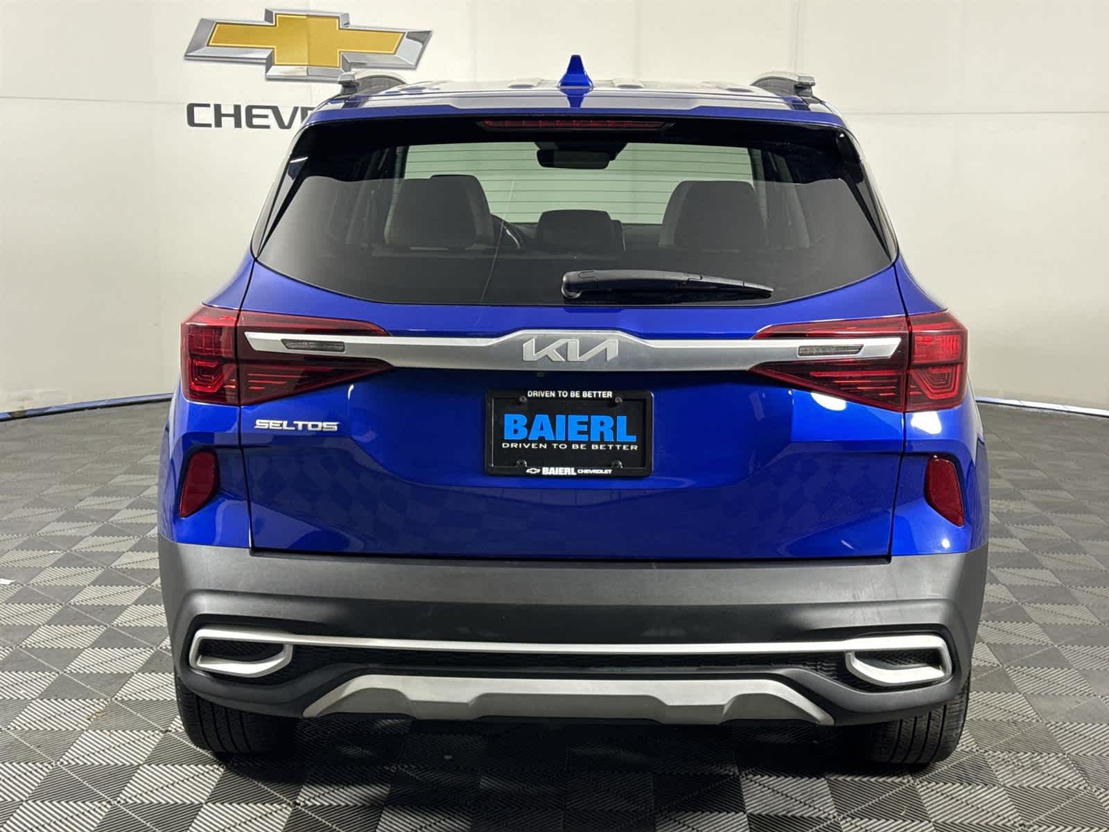 Thumbnail: 2022 Kia Seltos - 4