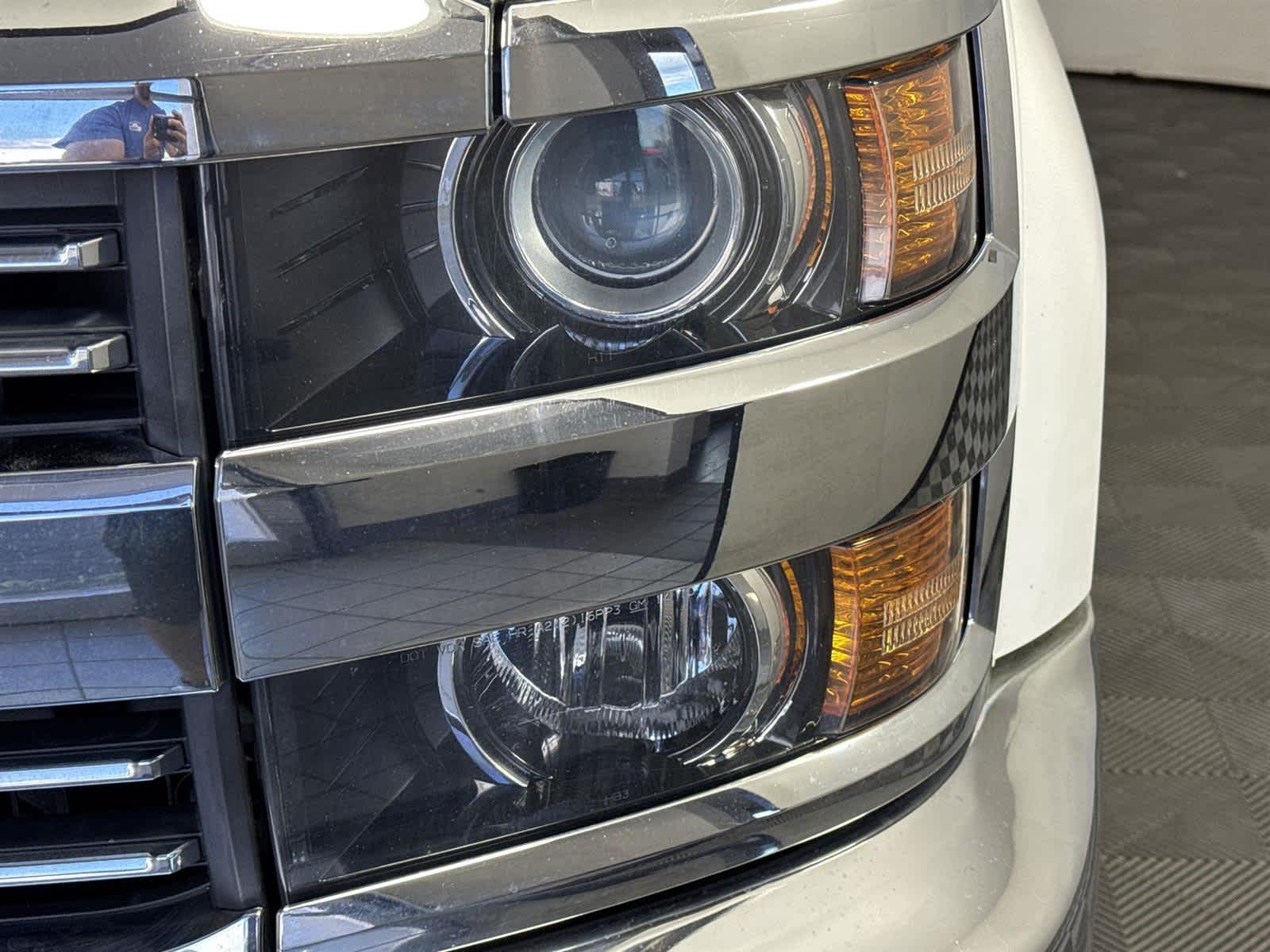 Thumbnail: 2016 Chevrolet Silverado 3500 - 9