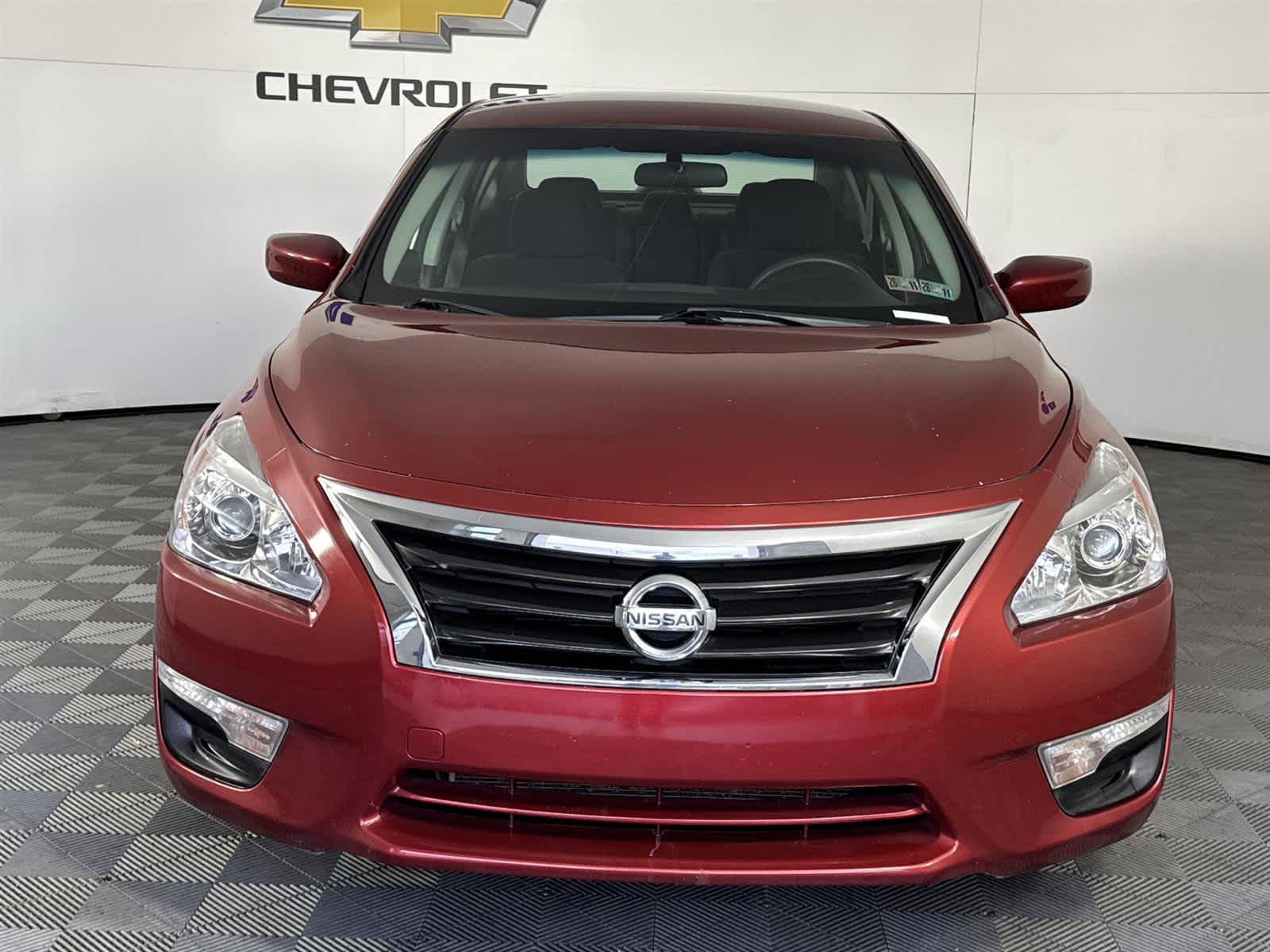 Thumbnail: 2015 Nissan Altima - 8