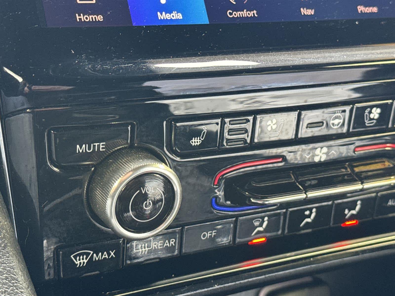 Thumbnail: 2022 Jeep Grand Cherokee - 21