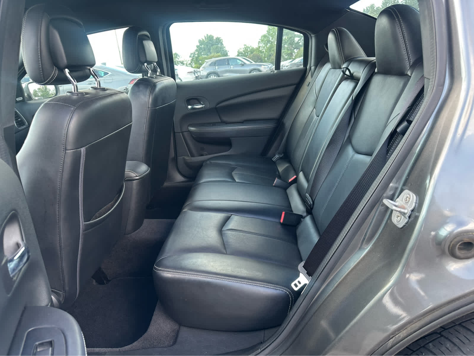 Thumbnail: 2013 Chrysler 200 - 20