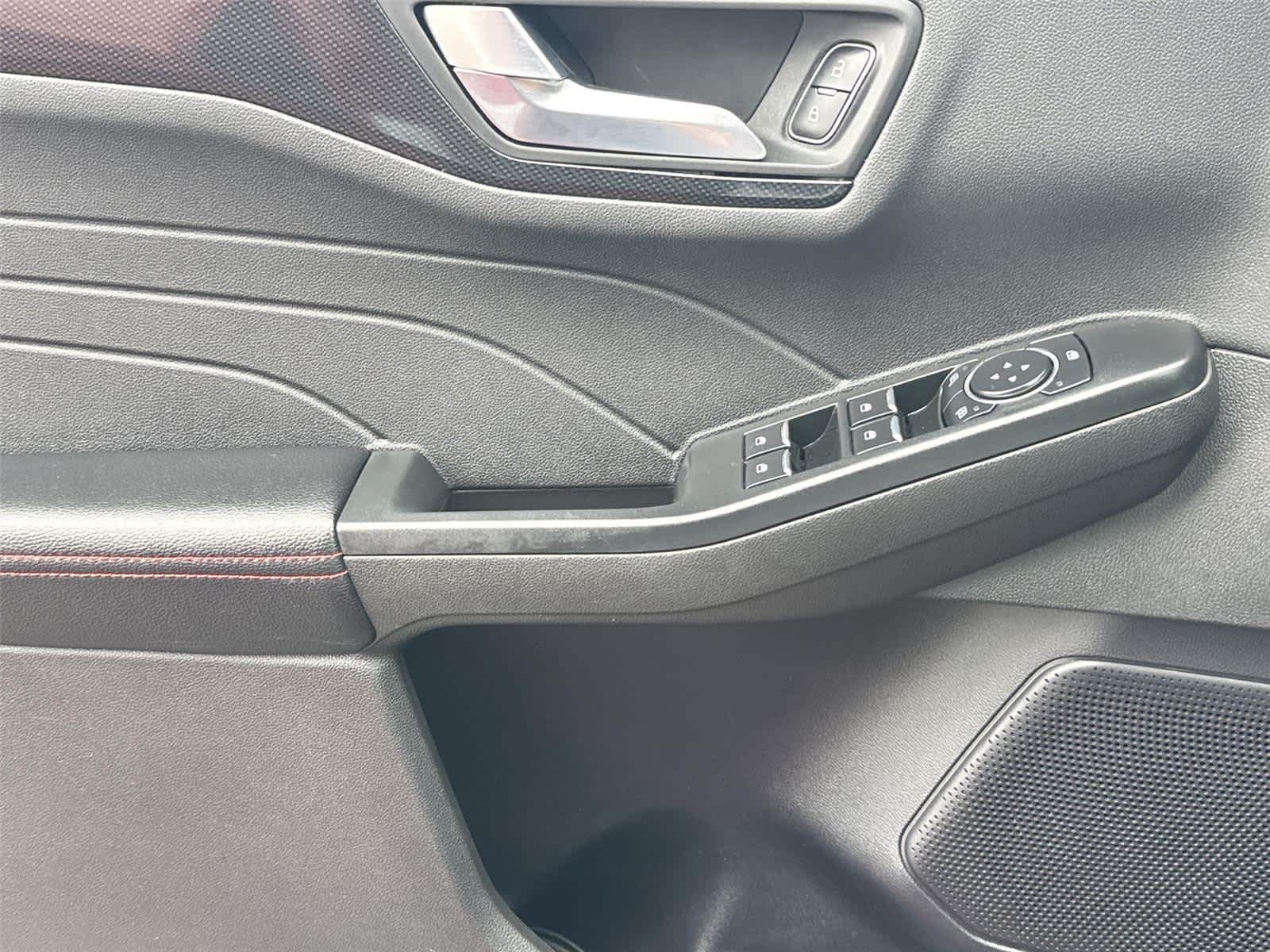 Thumbnail: 2024 Ford Escape - 24