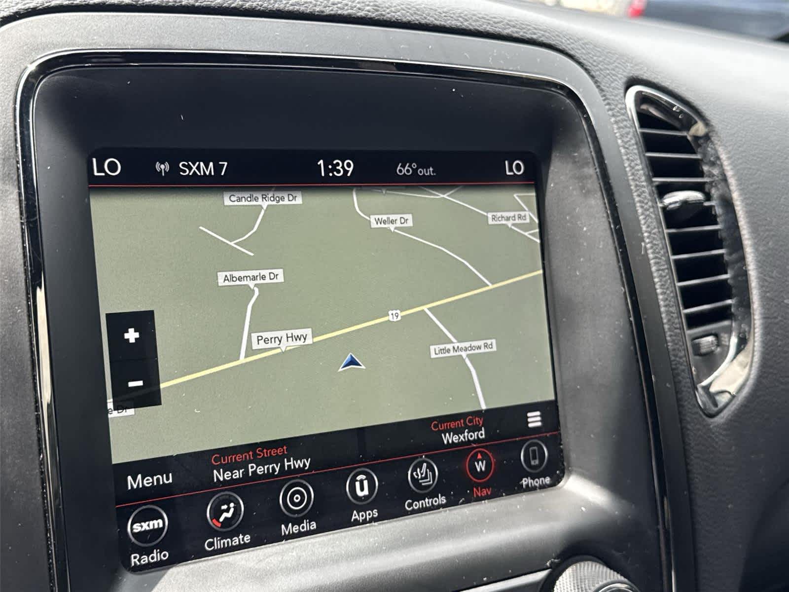 Thumbnail: 2019 Dodge Durango - 16