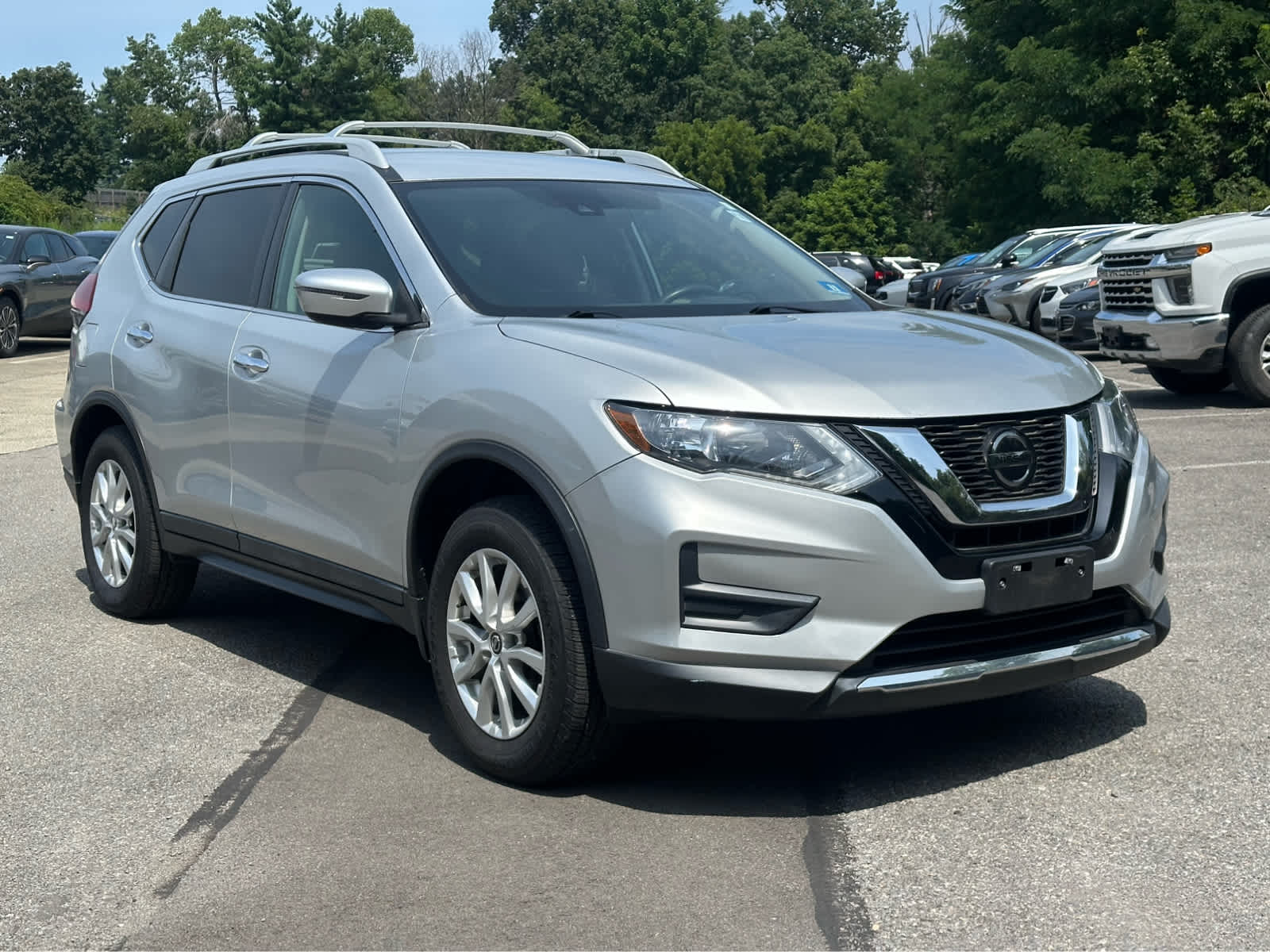 Thumbnail: 2020 Nissan Rogue - 3