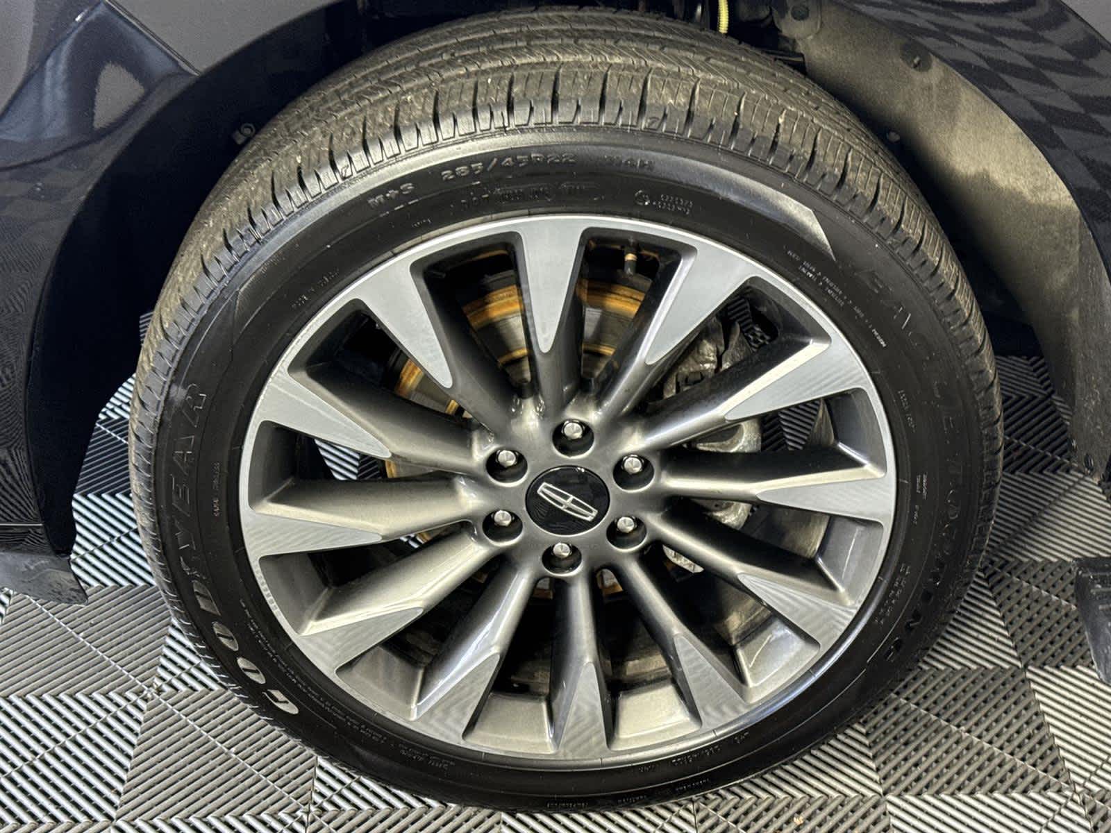 Thumbnail: 2019 Lincoln Navigator - 10