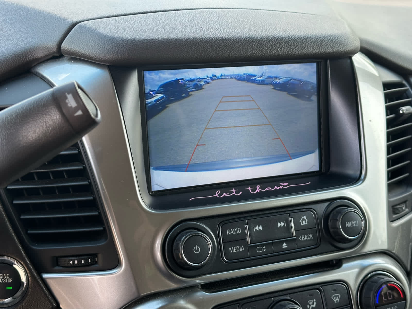 Thumbnail: 2019 Chevrolet Tahoe - 16