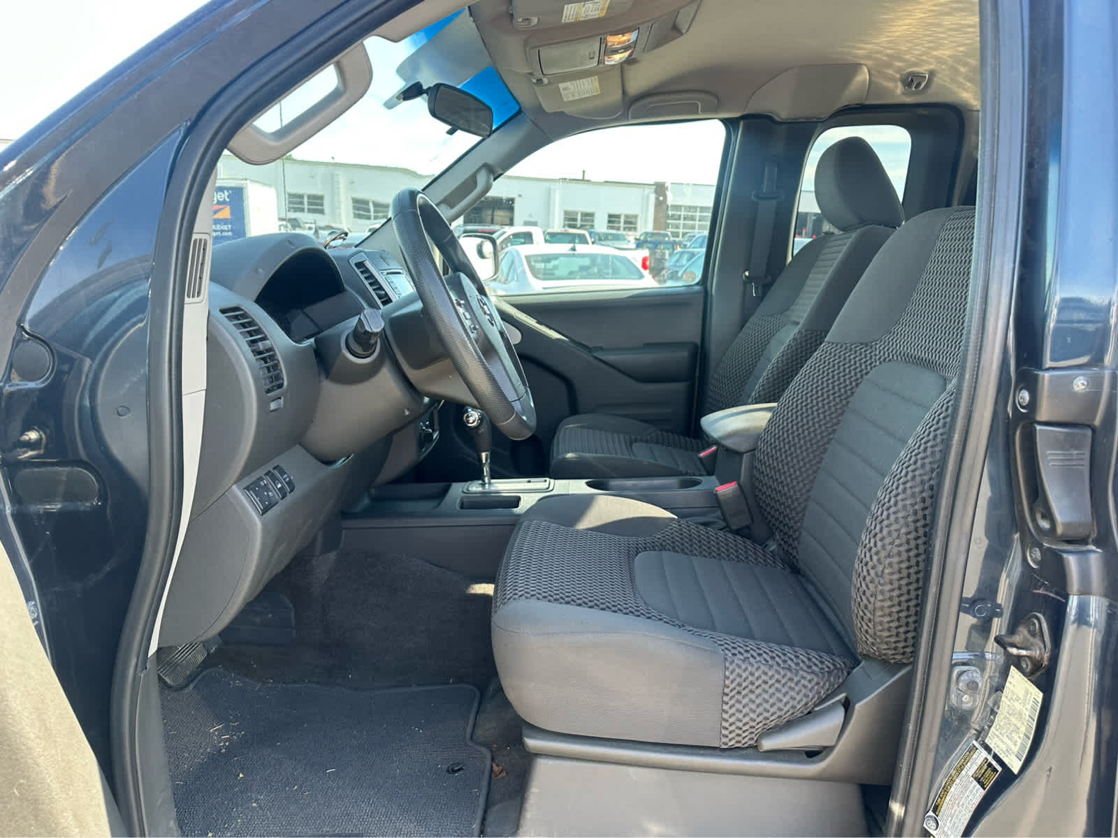 Thumbnail: 2015 Nissan Frontier - 9