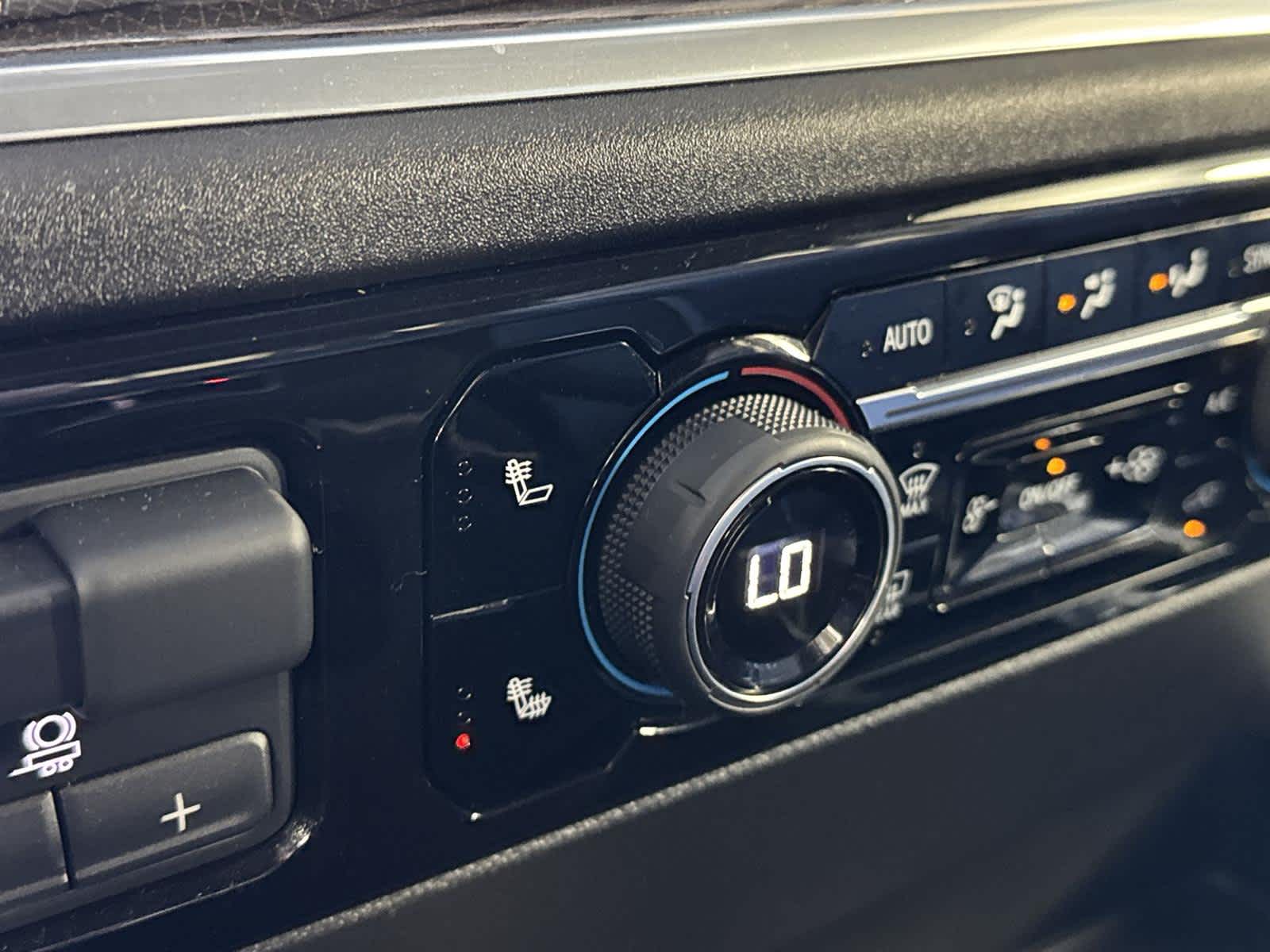 Thumbnail: 2025 Chevrolet Silverado 1500 - 20