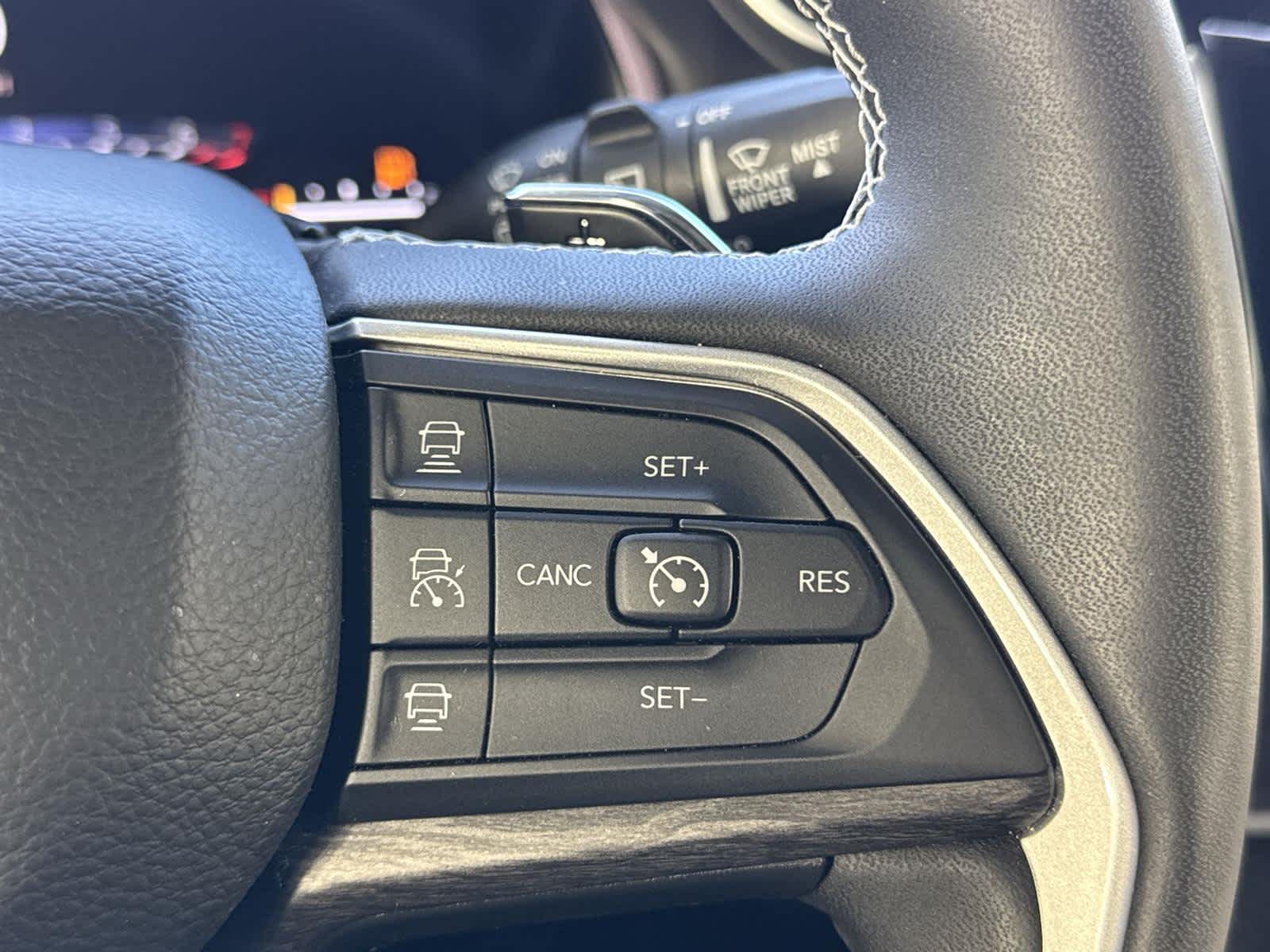 Thumbnail: 2023 Jeep Grand Cherokee - 25