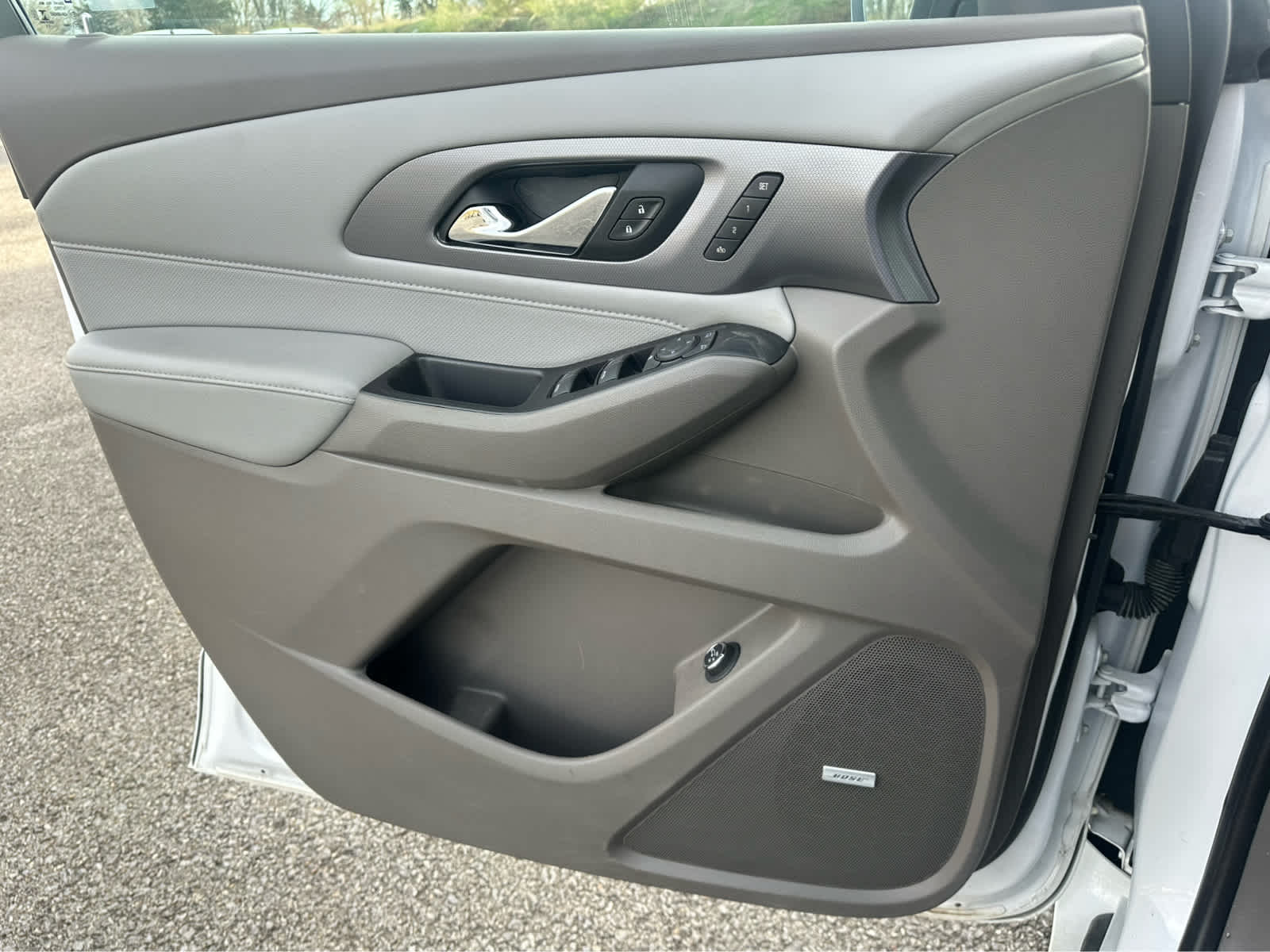 Thumbnail: 2021 Chevrolet Traverse - 19