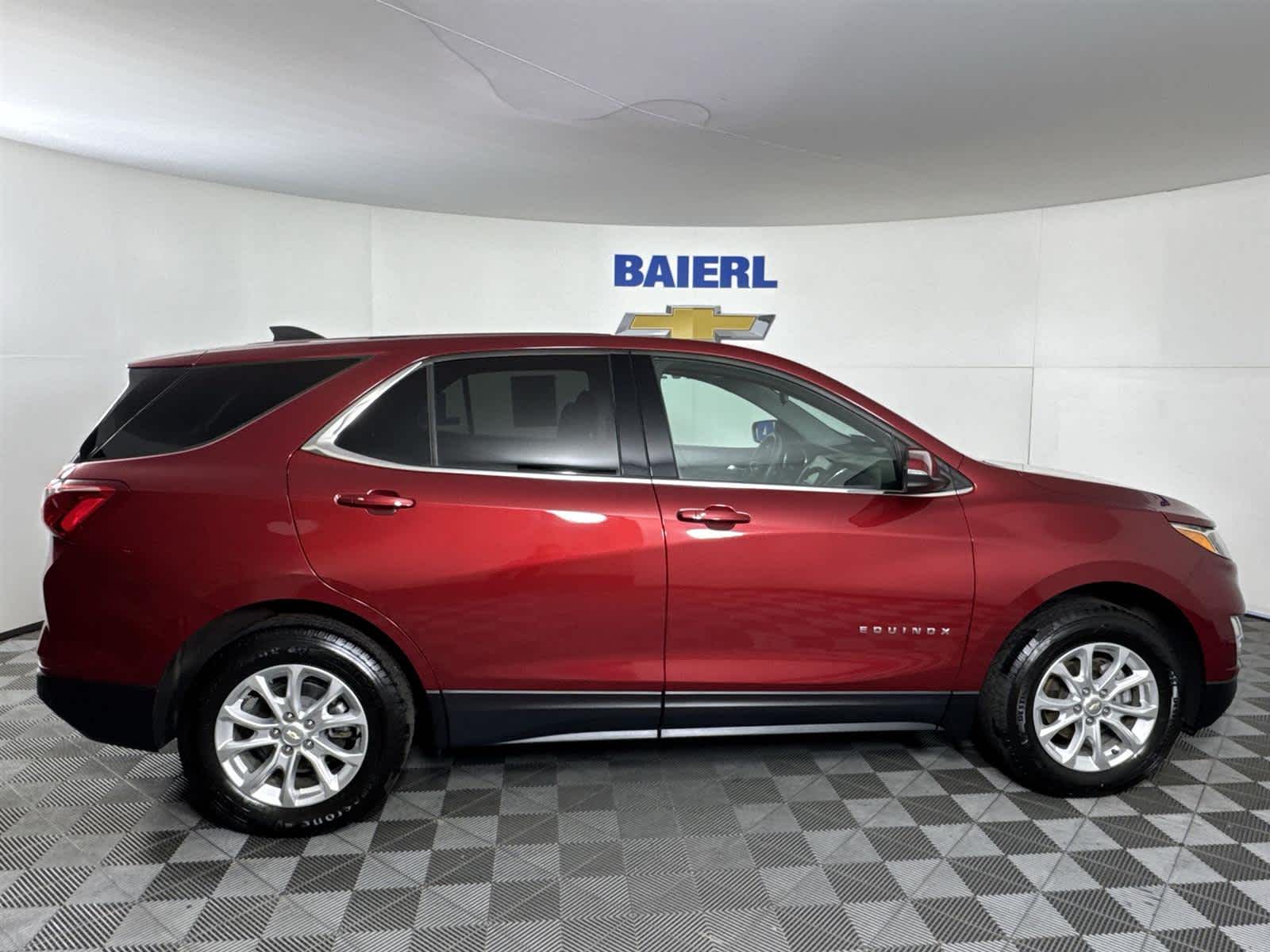 Thumbnail: 2019 Chevrolet Equinox - 6