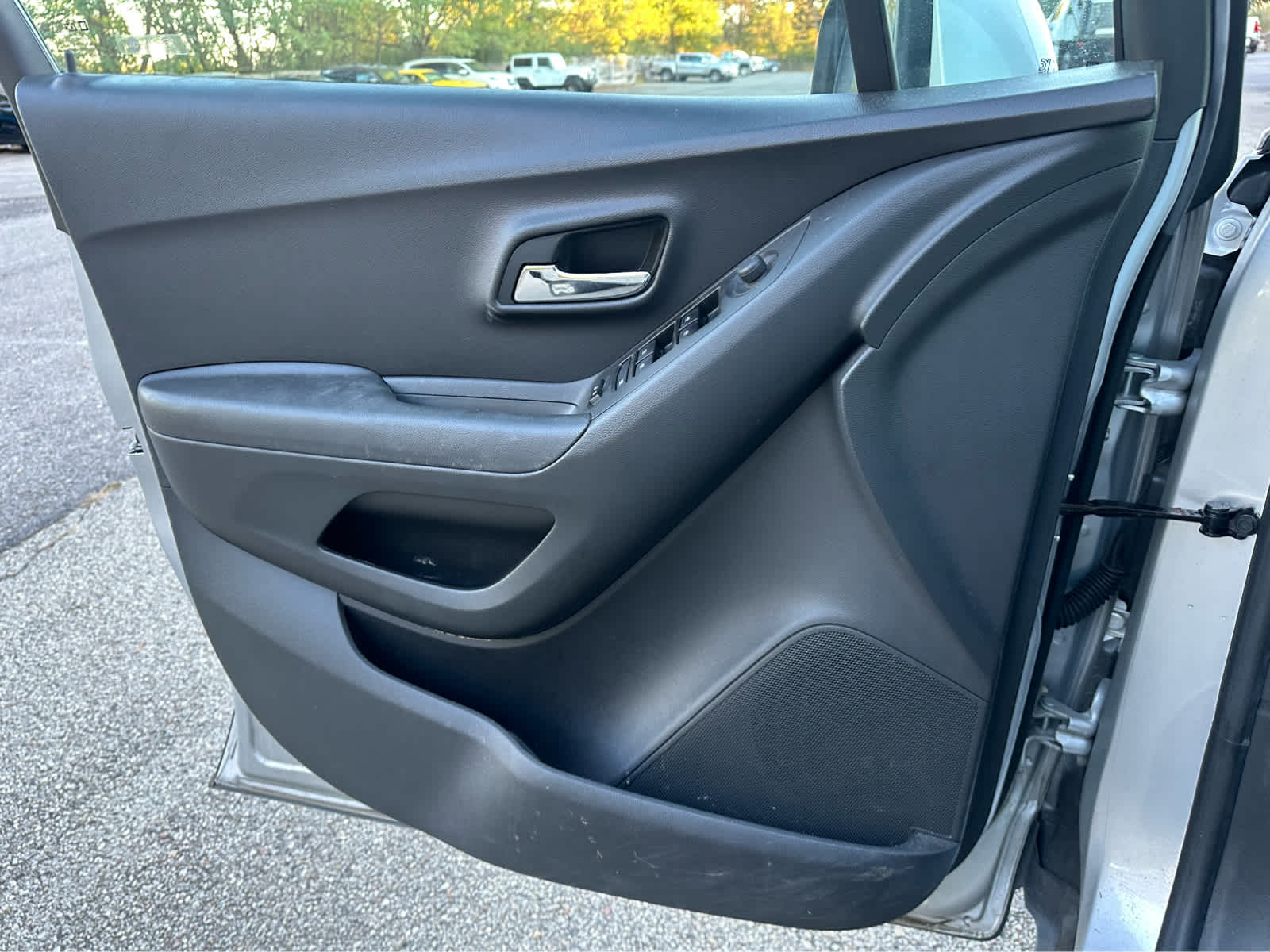 Thumbnail: 2019 Chevrolet Trax - 18