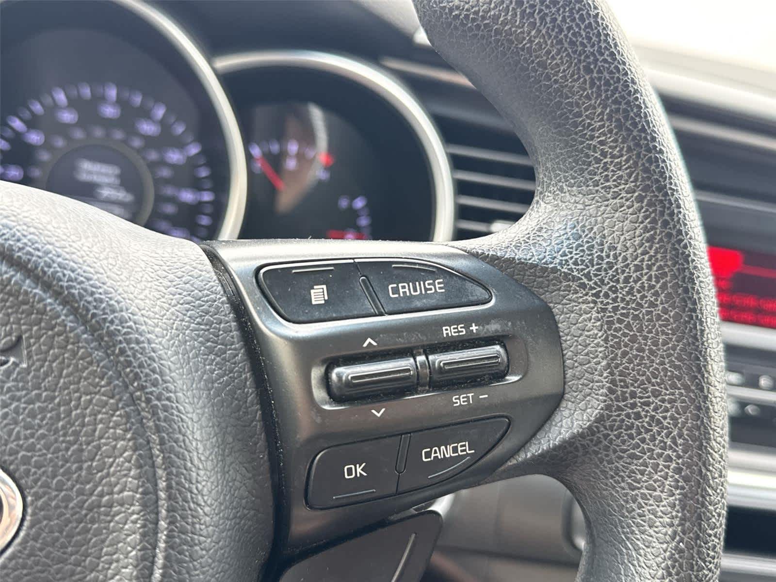Thumbnail: 2015 Kia Optima - 16