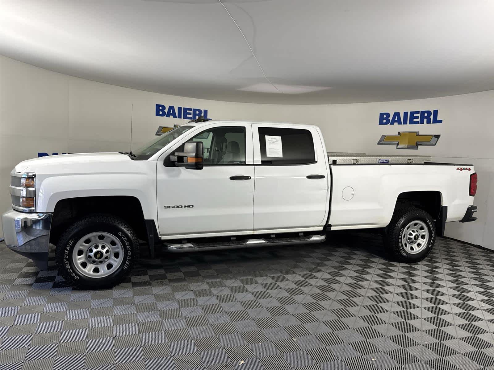 Thumbnail: 2016 Chevrolet Silverado 3500 - 2