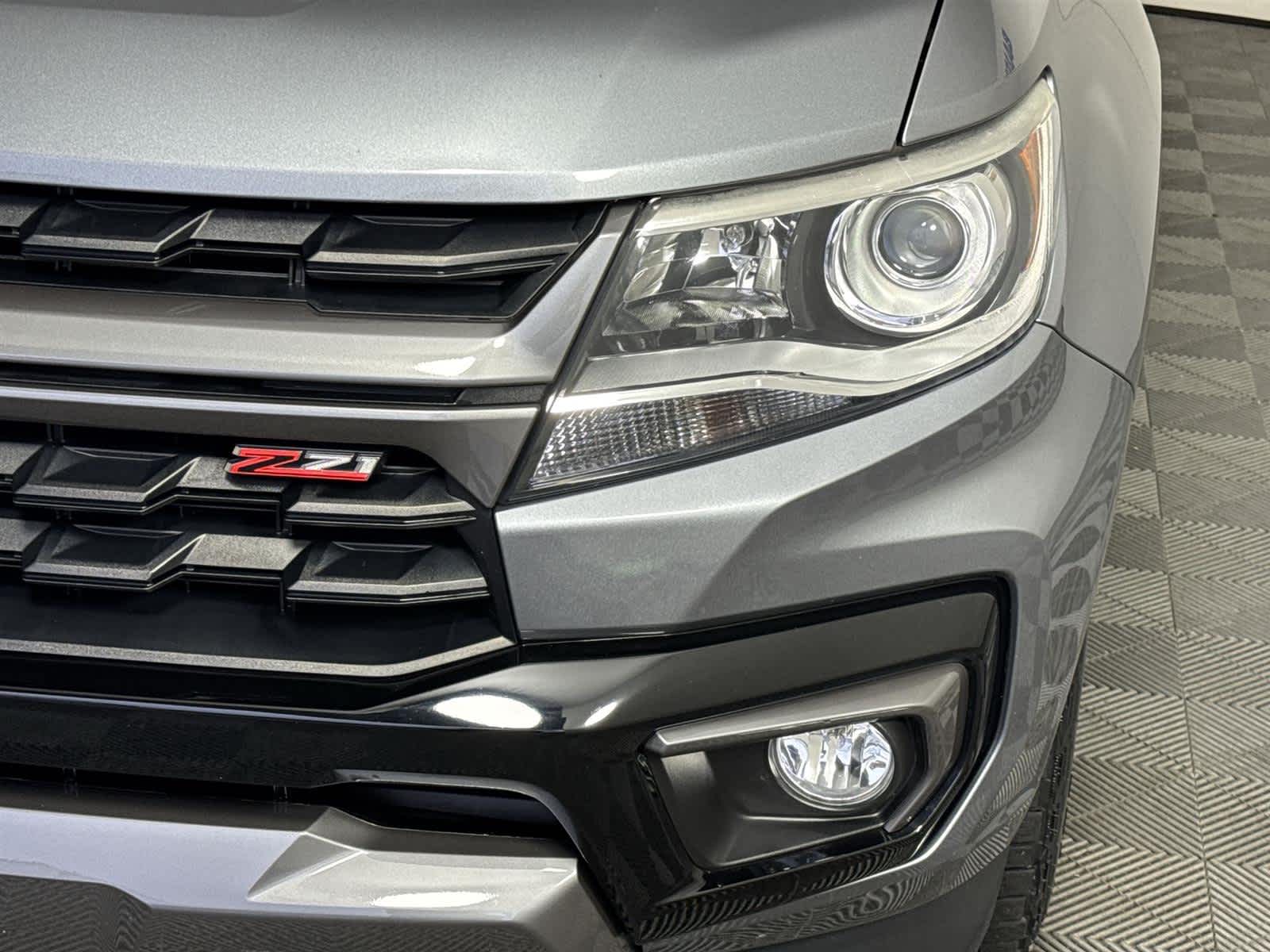 Thumbnail: 2021 Chevrolet Colorado - 9